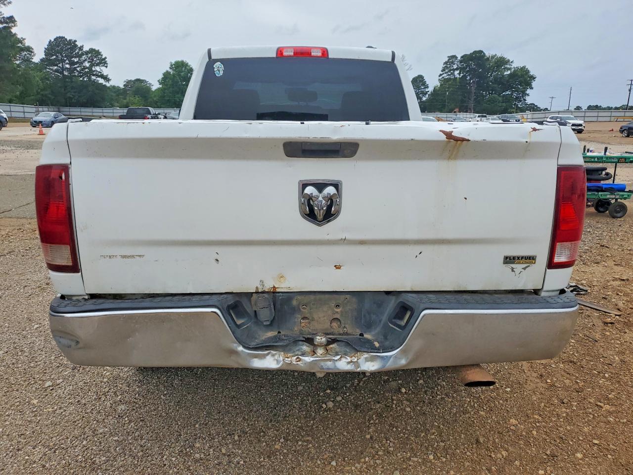 2011 Dodge Ram 1500 White vin: 1D7RB1GP5BS612458