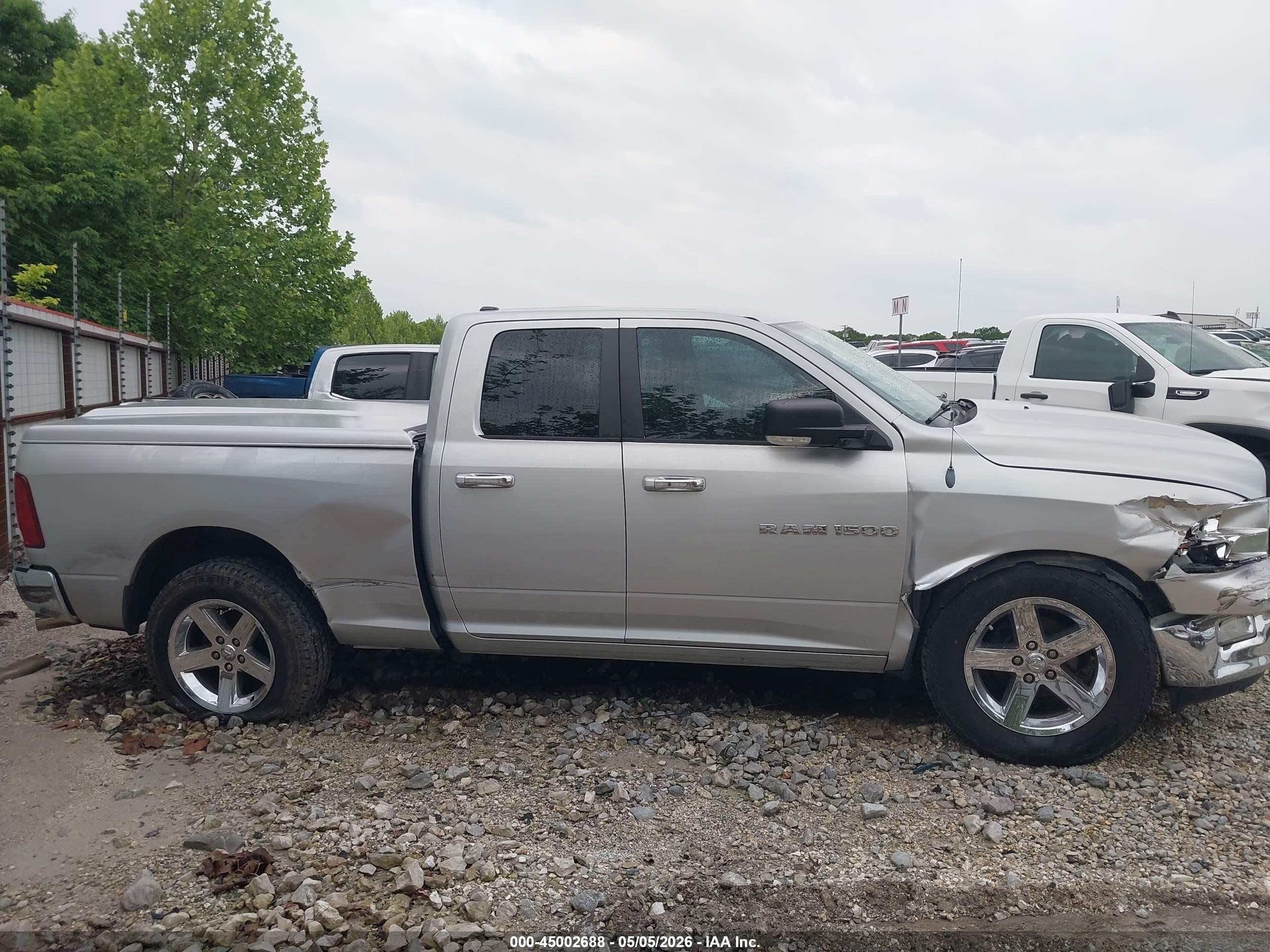2011 Ram Ram 1500 Slt Silver vin: 1D7RB1GP6BS614879