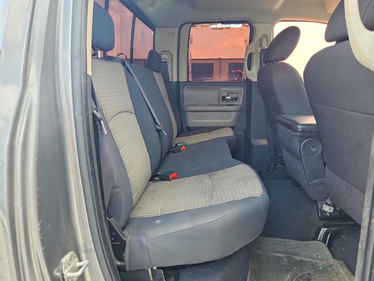 2010 Dodge Ram 1500 Gray vin: 1D7RB1GP7AS247375