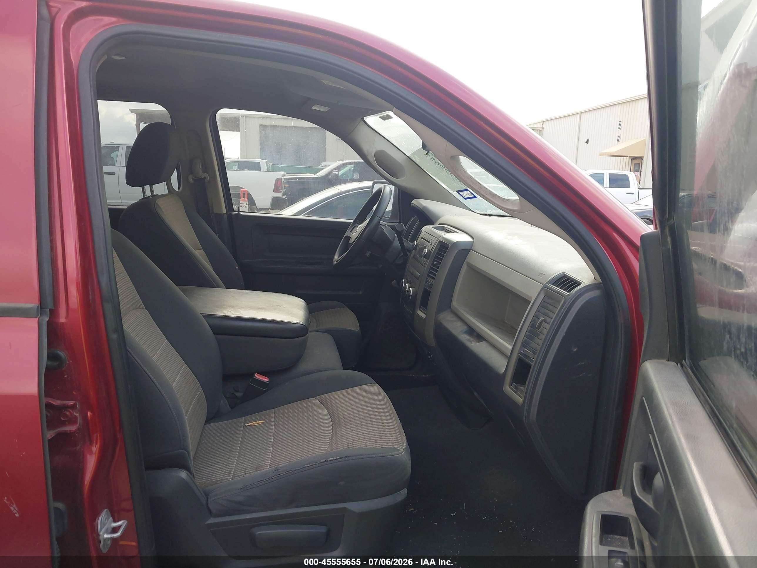 2011 Ram Ram 1500 St Красный vin: 1D7RB1GP7BS615166