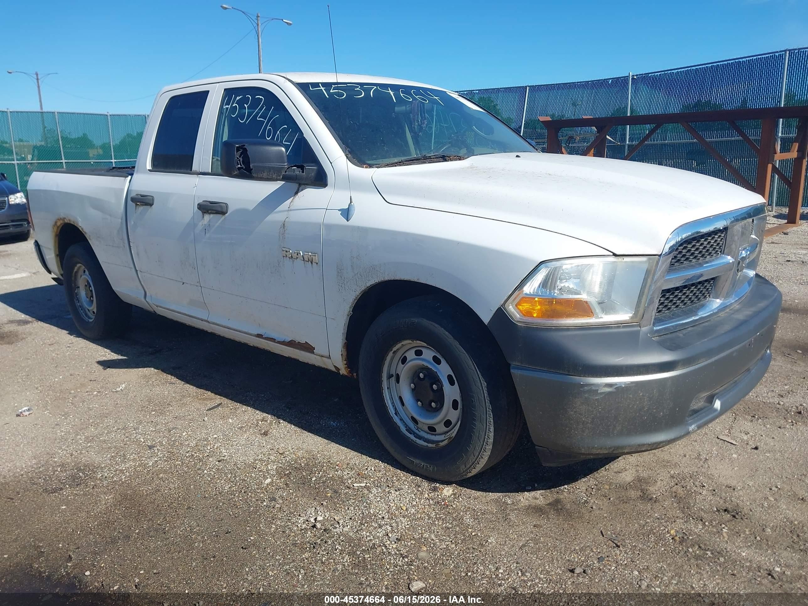 2010 Dodge Ram 1500 St White vin: 1D7RB1GPXAS152356