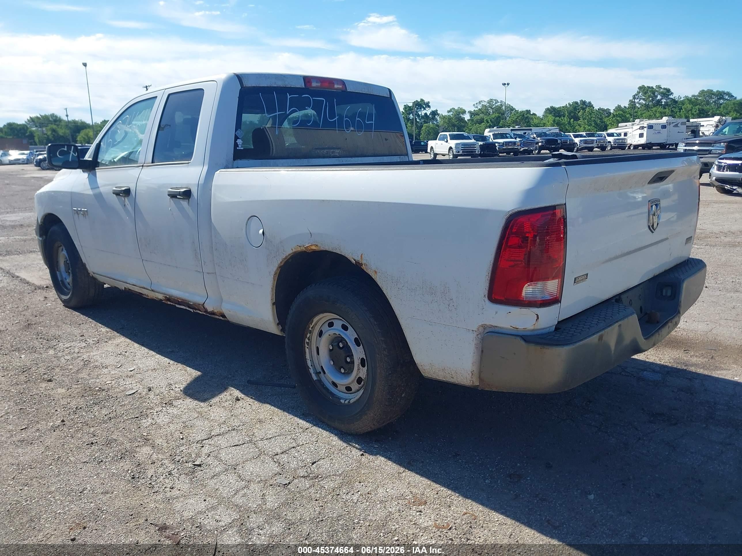 2010 Dodge Ram 1500 St White vin: 1D7RB1GPXAS152356