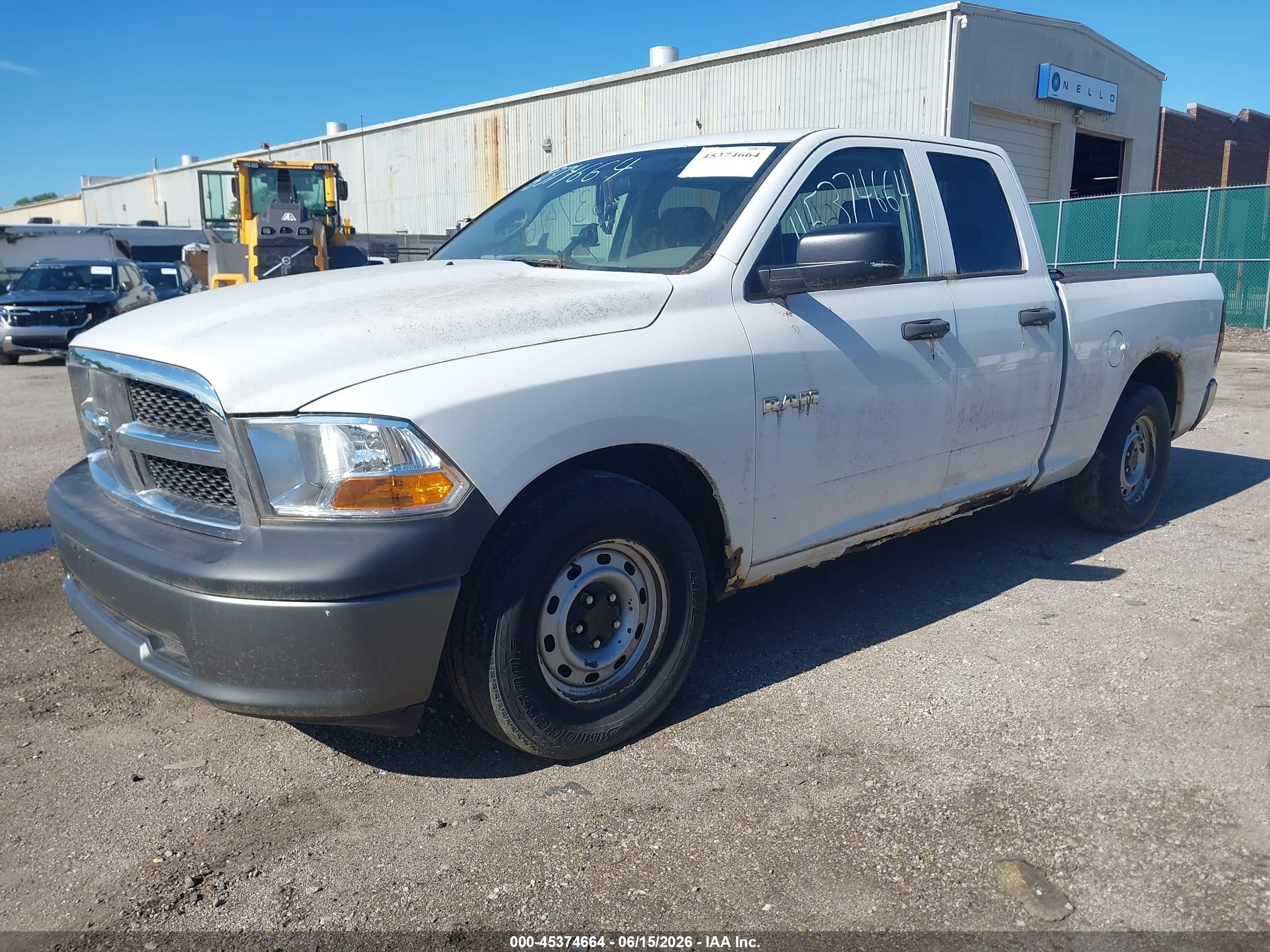 2010 Dodge Ram 1500 St White vin: 1D7RB1GPXAS152356