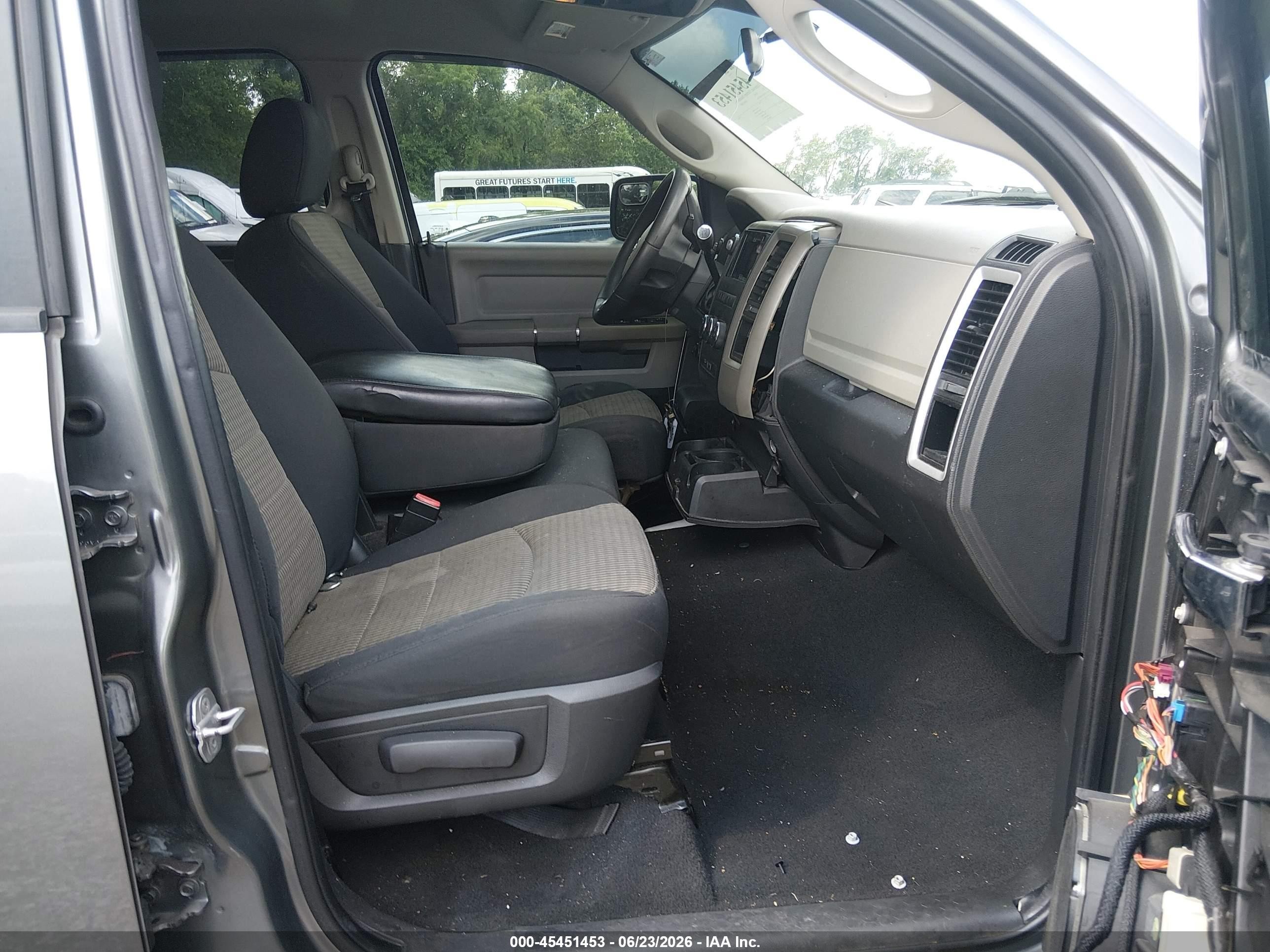 2011 Ram Ram 1500 Slt Gray vin: 1D7RB1GPXBS520326