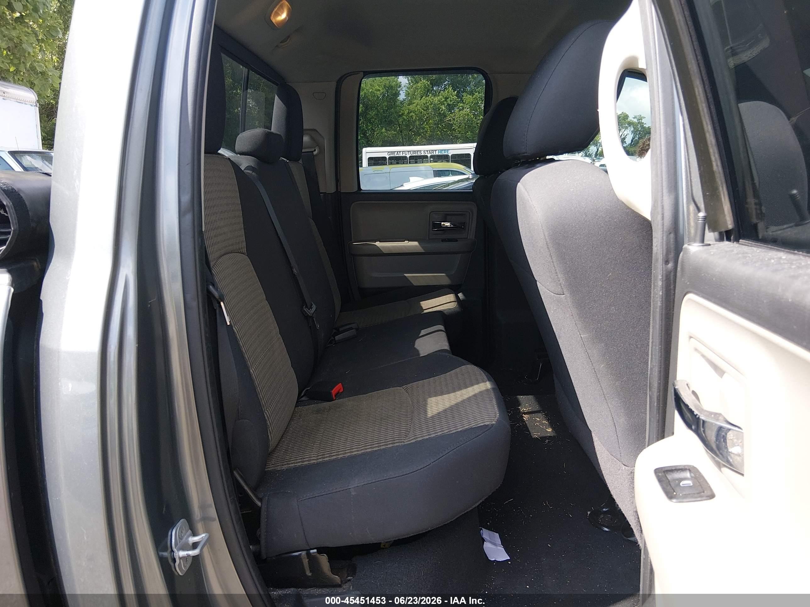 2011 Ram Ram 1500 Slt Gray vin: 1D7RB1GPXBS520326