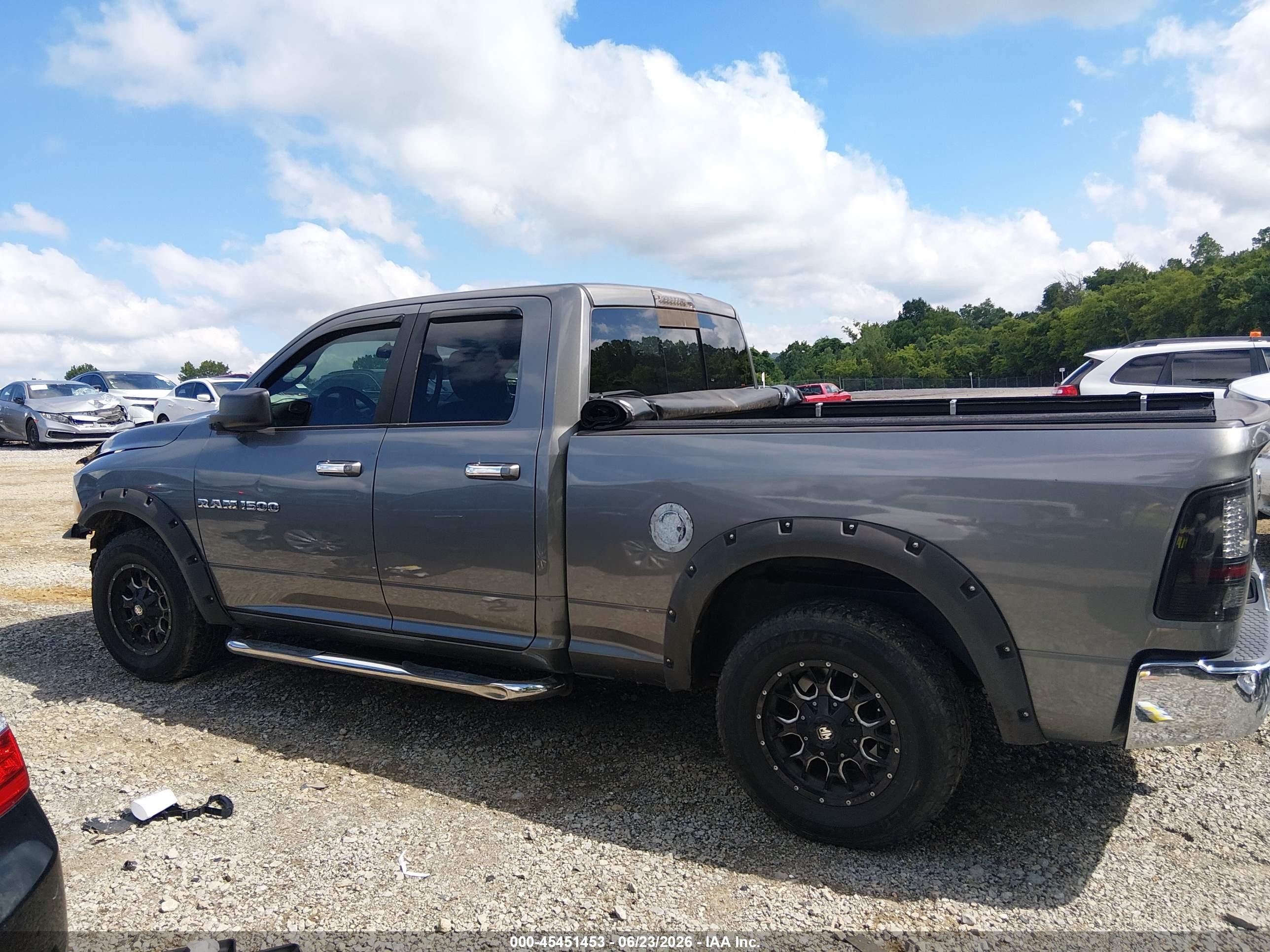 2011 Ram Ram 1500 Slt Gray vin: 1D7RB1GPXBS520326