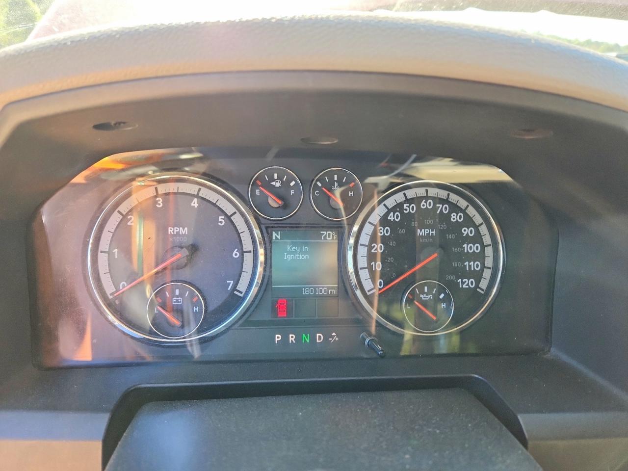 2011 Dodge Ram 1500 Red vin: 1D7RB1GT0BS500583