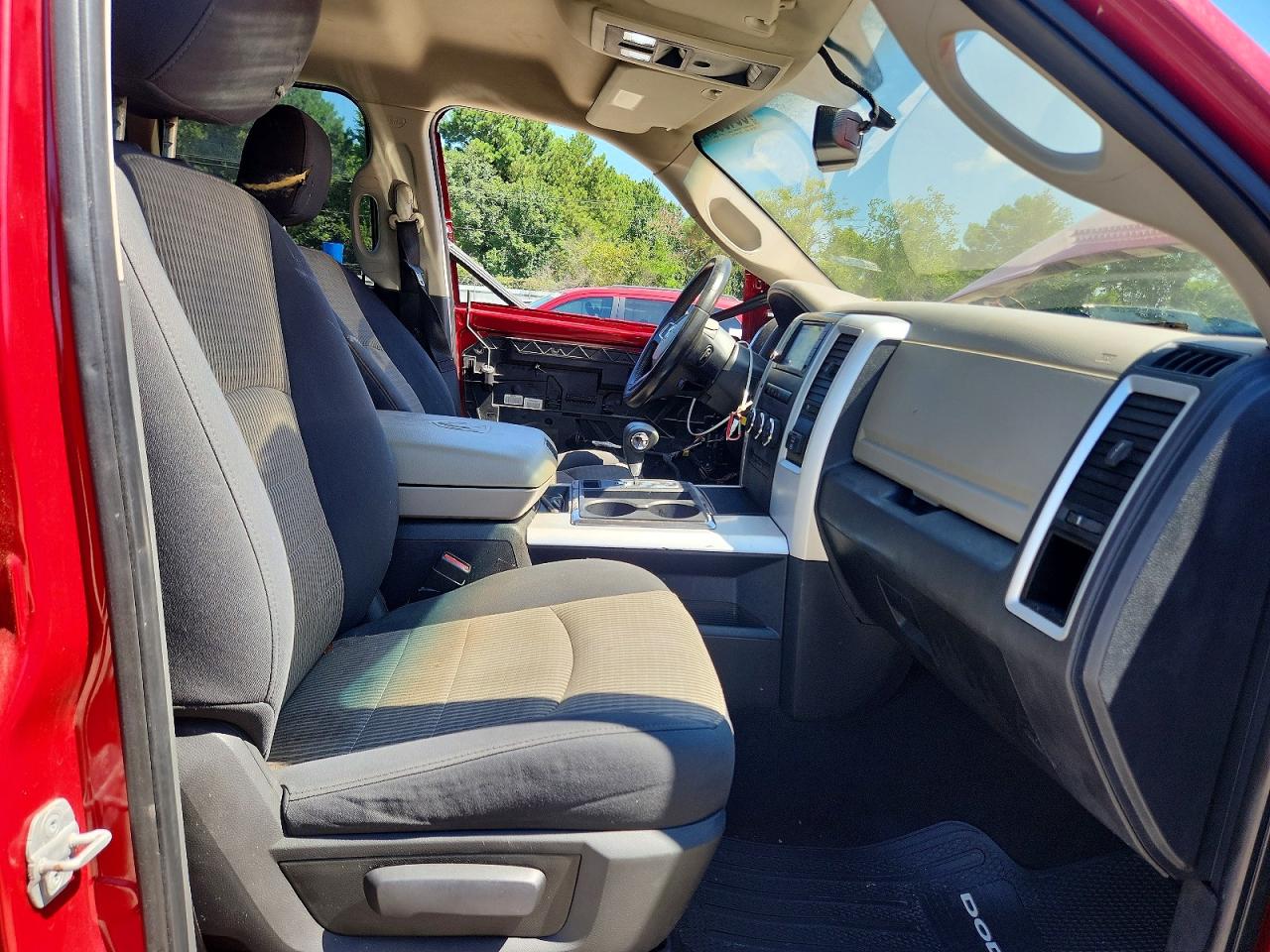 2010 Dodge 1500 Ram V Red vin: 1D7RB1GT1AS106184