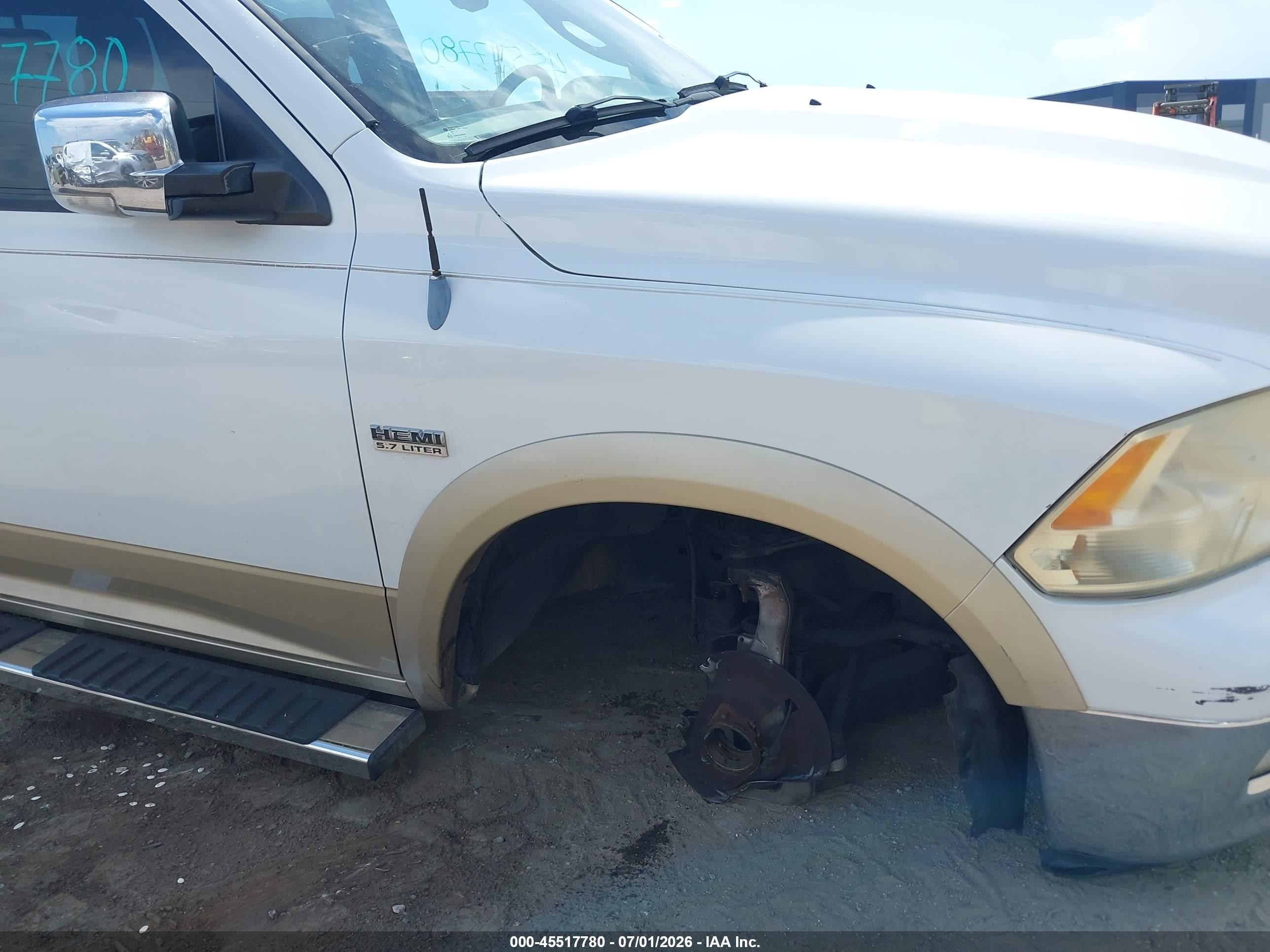 2011 Ram Ram 1500 Laramie White vin: 1D7RB1GT1BS548058