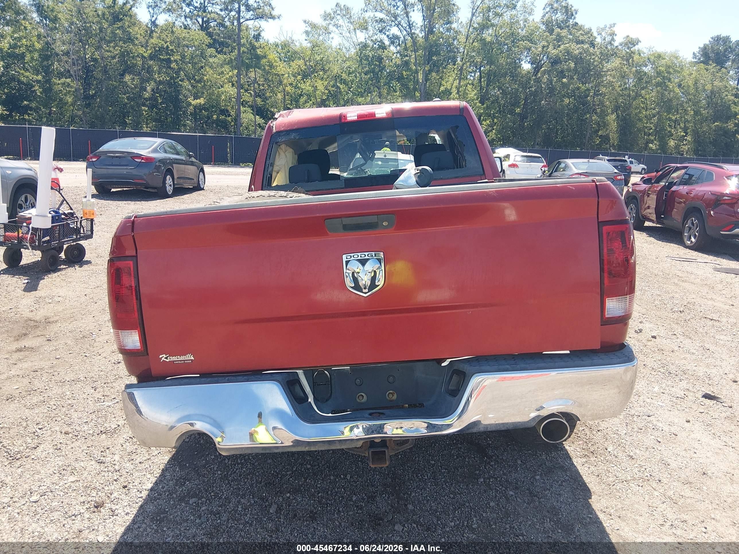 2010 Dodge Ram 1500 Slt/sport/trx Red vin: 1D7RB1GT2AS106193