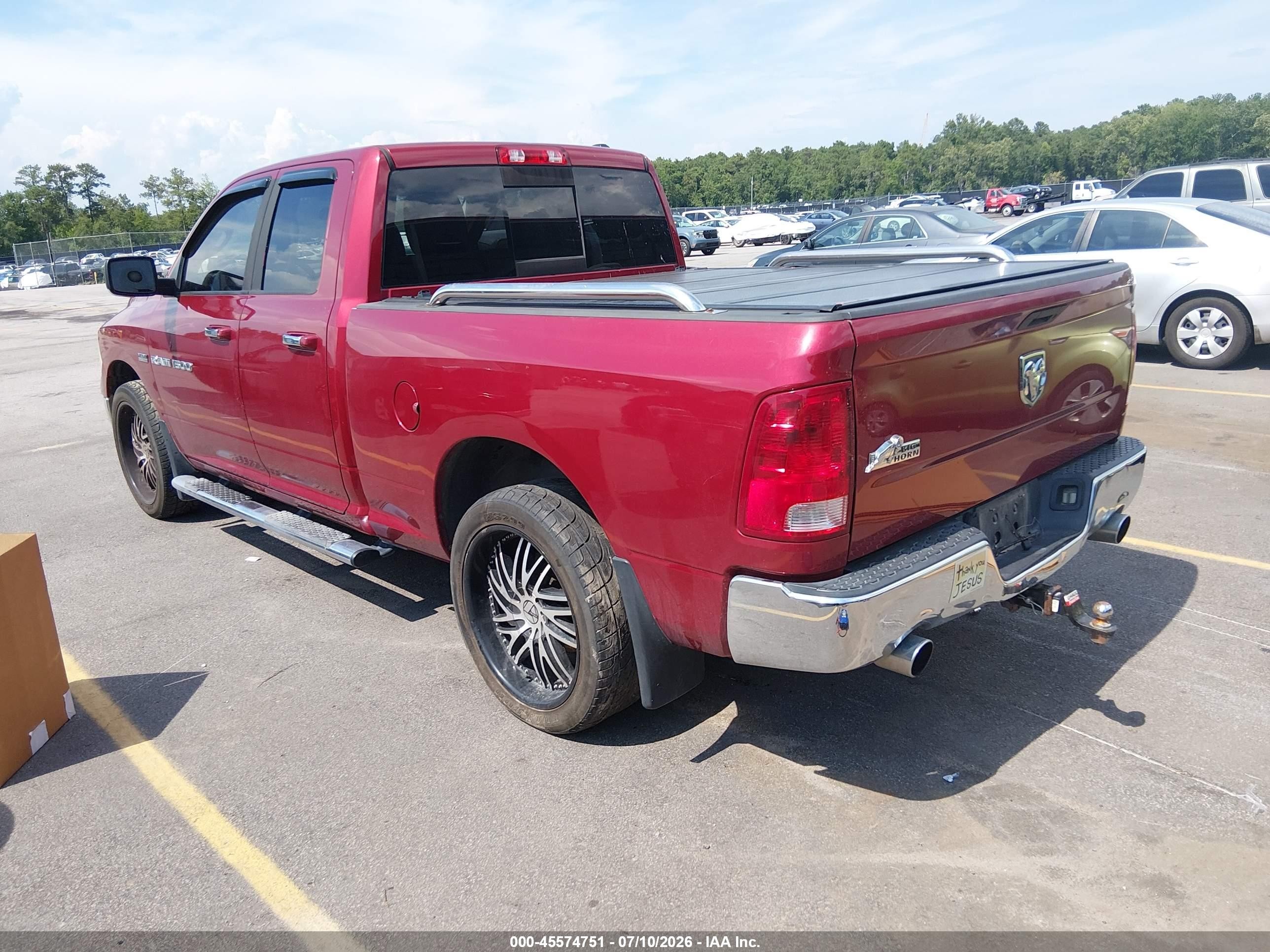 2011 Ram Ram 1500 Slt Red vin: 1D7RB1GT2BS596667