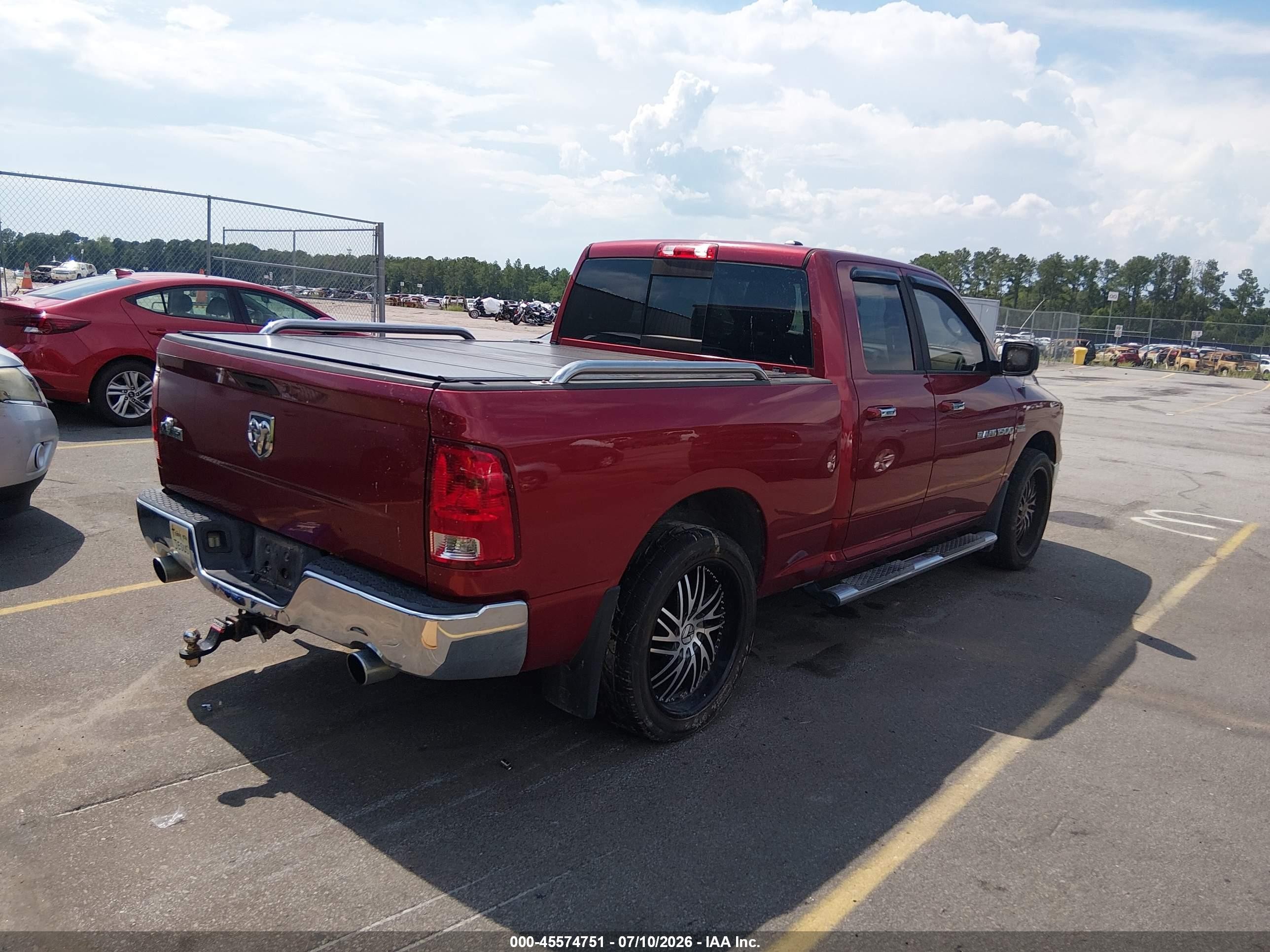 2011 Ram Ram 1500 Slt Red vin: 1D7RB1GT2BS596667