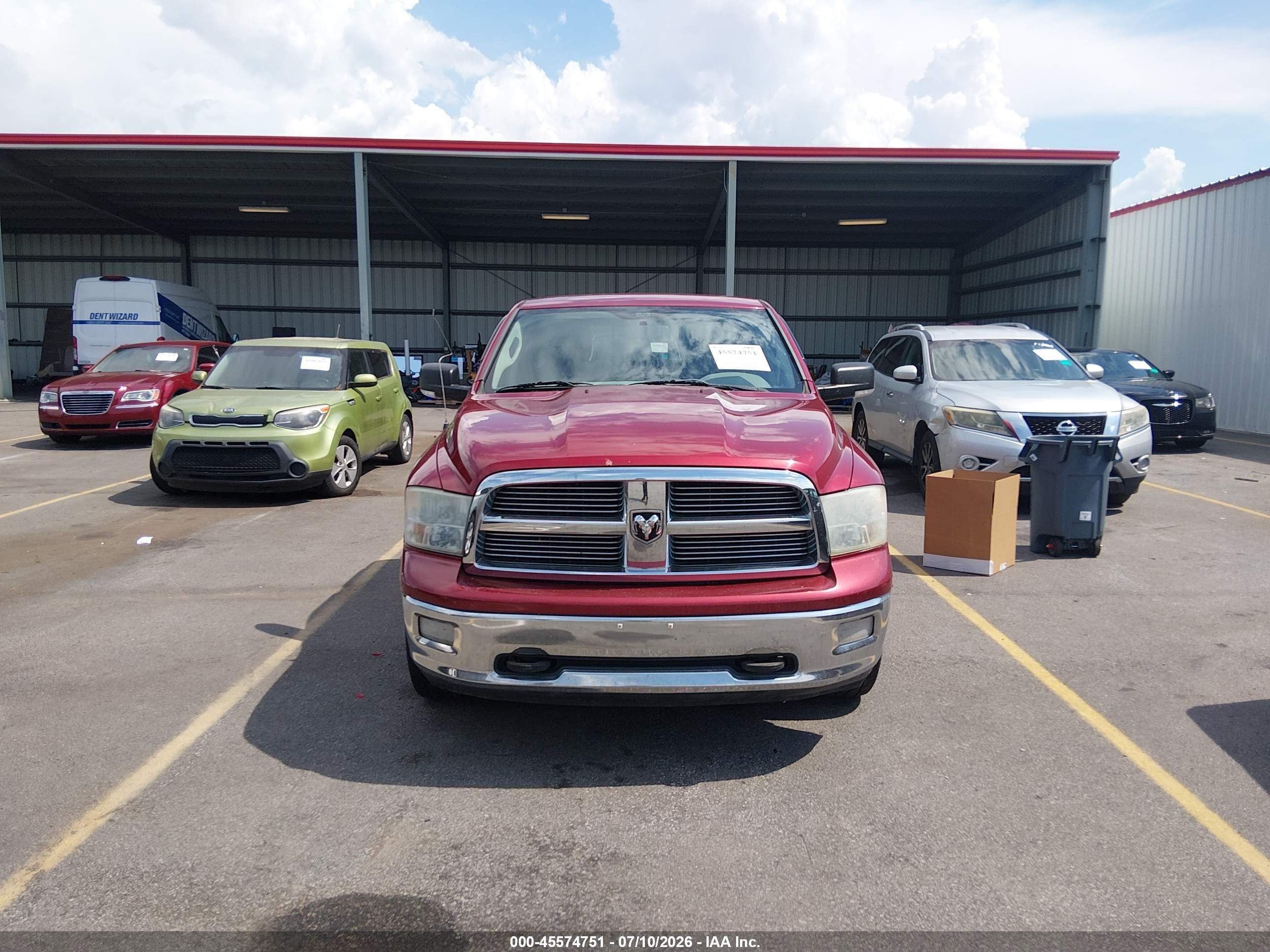 2011 Ram Ram 1500 Slt Red vin: 1D7RB1GT2BS596667