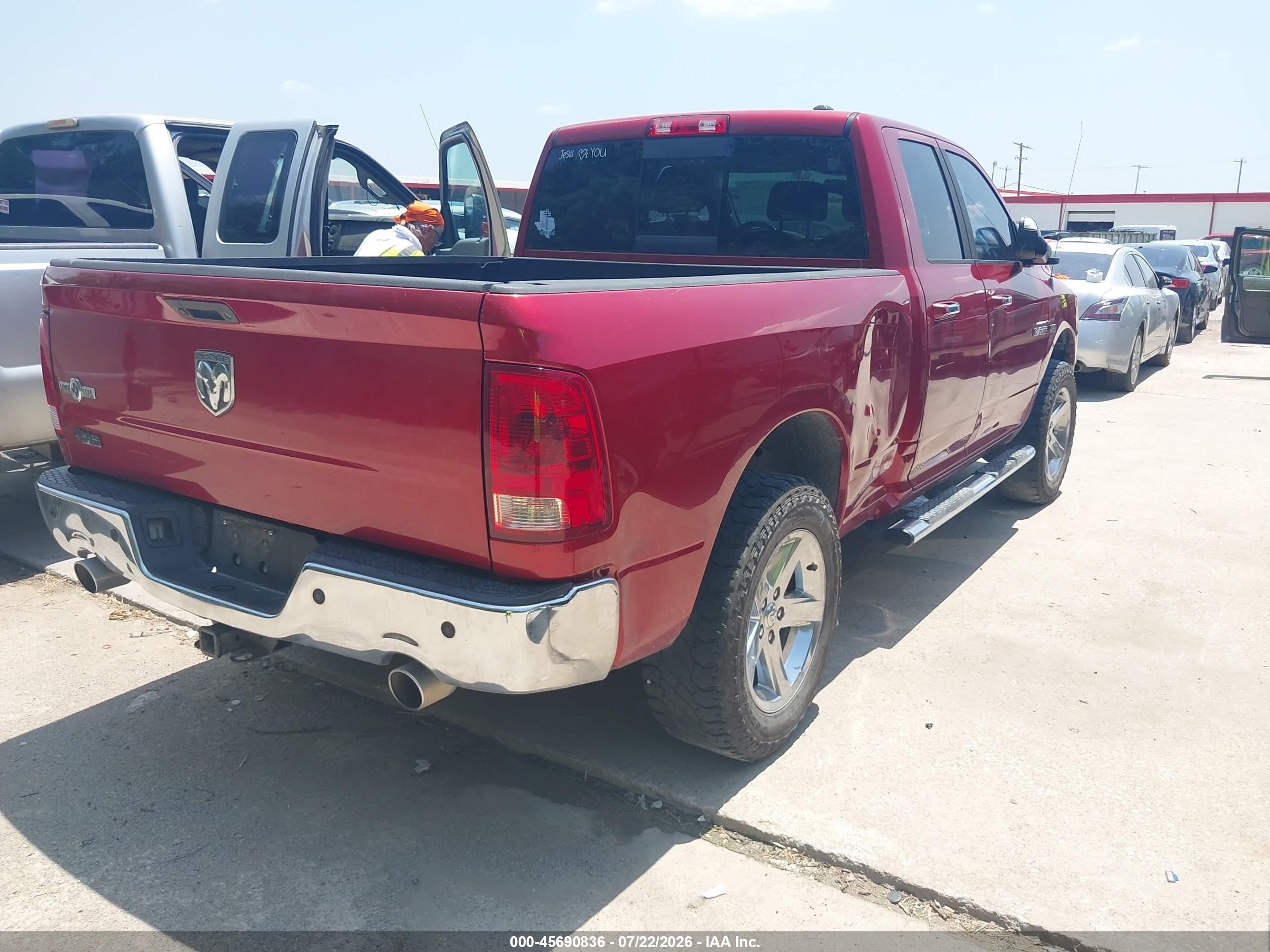 2010 Dodge Ram 1500 Slt/sport/trx Red vin: 1D7RB1GT4AS250800