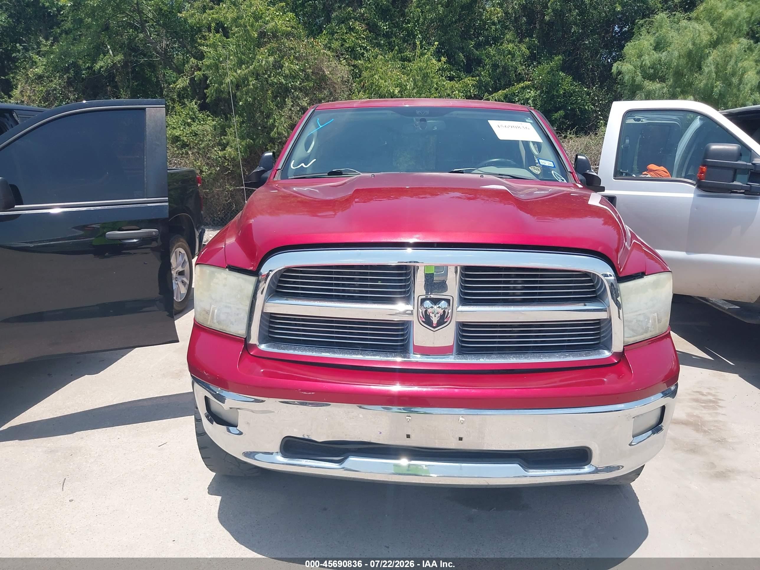 2010 Dodge Ram 1500 Slt/sport/trx Red vin: 1D7RB1GT4AS250800