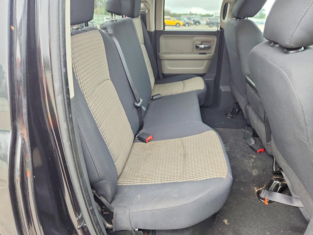 2011 Dodge Ram 1500 Черный vin: 1D7RB1GT4BS515233