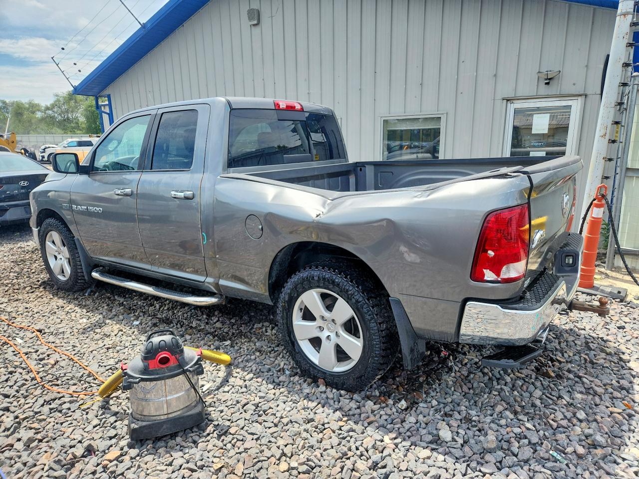2011 Dodge Ram 1500 Gray vin: 1D7RB1GT4BS663124