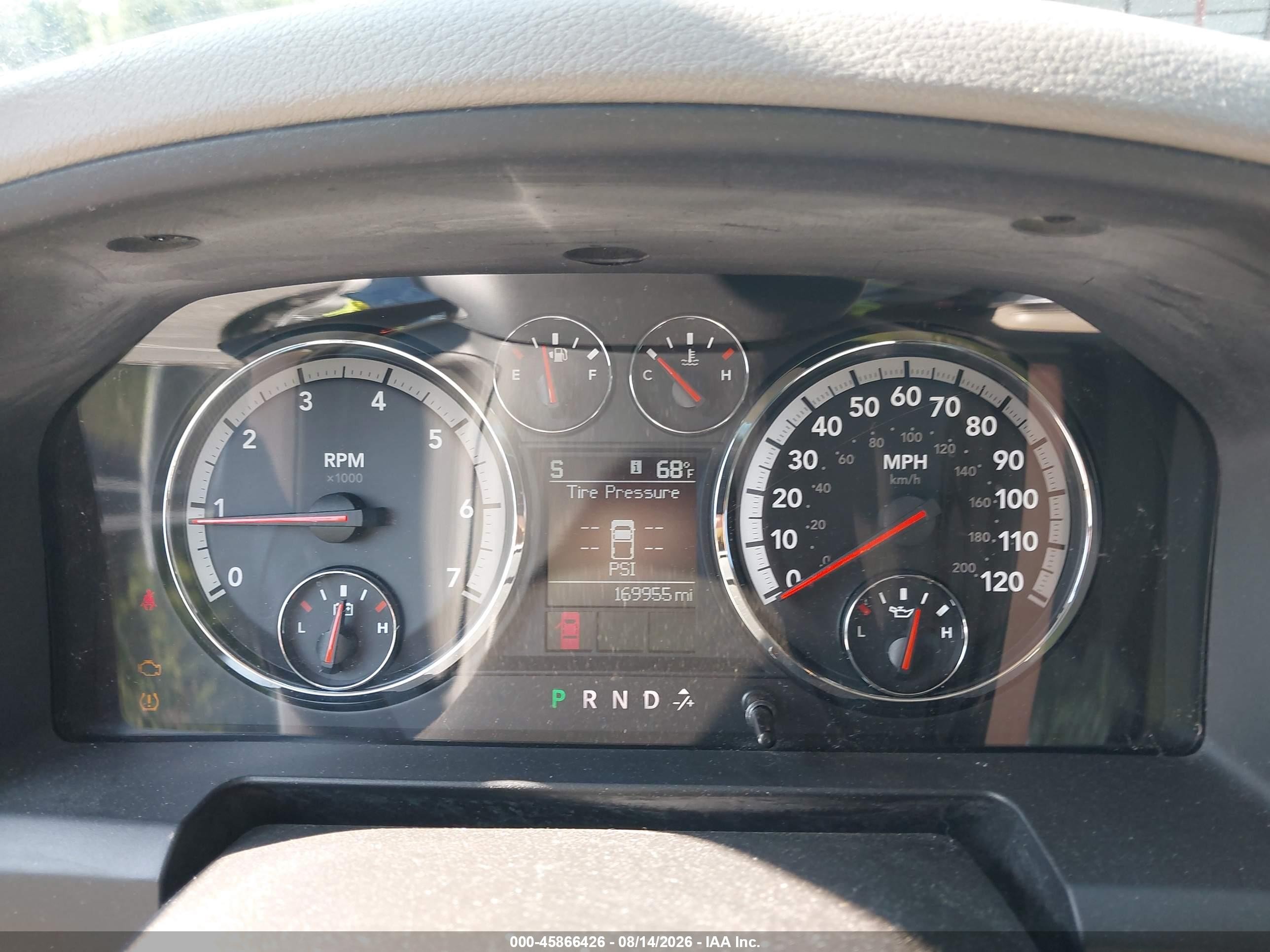 2010 Dodge Ram 1500 Slt/sport/trx Silver vin: 1D7RB1GT5AS112490