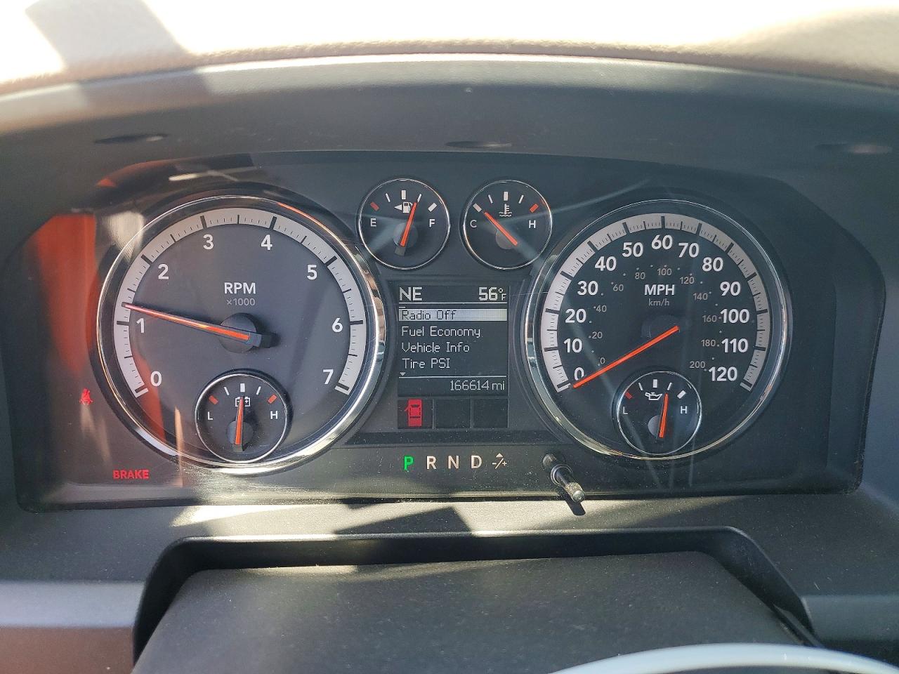 2010 Dodge Ram 1500 Silver vin: 1D7RB1GT7AS127458