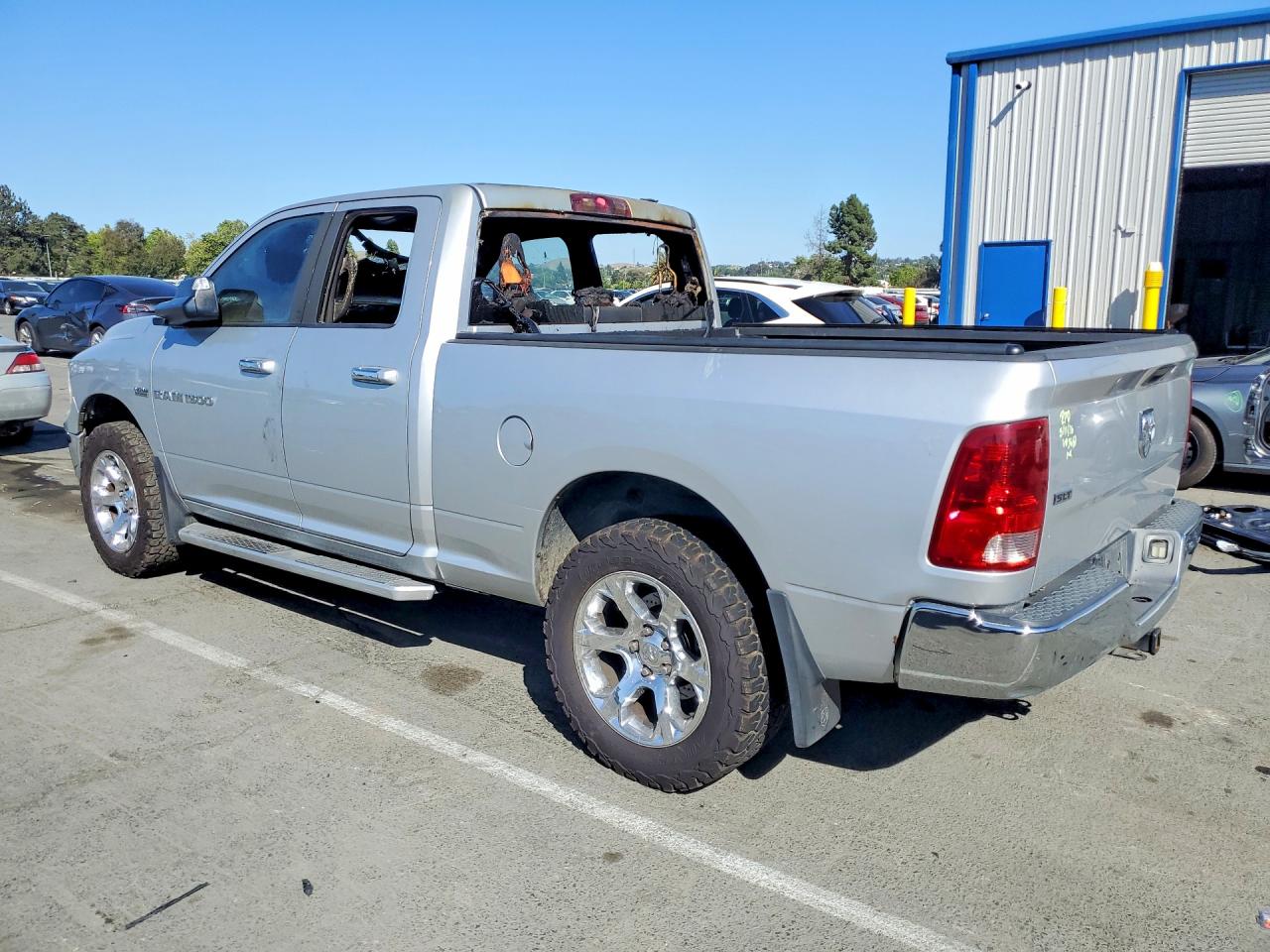 2011 Dodge Ram 1500 Серебряный vin: 1D7RB1GT7BS543687