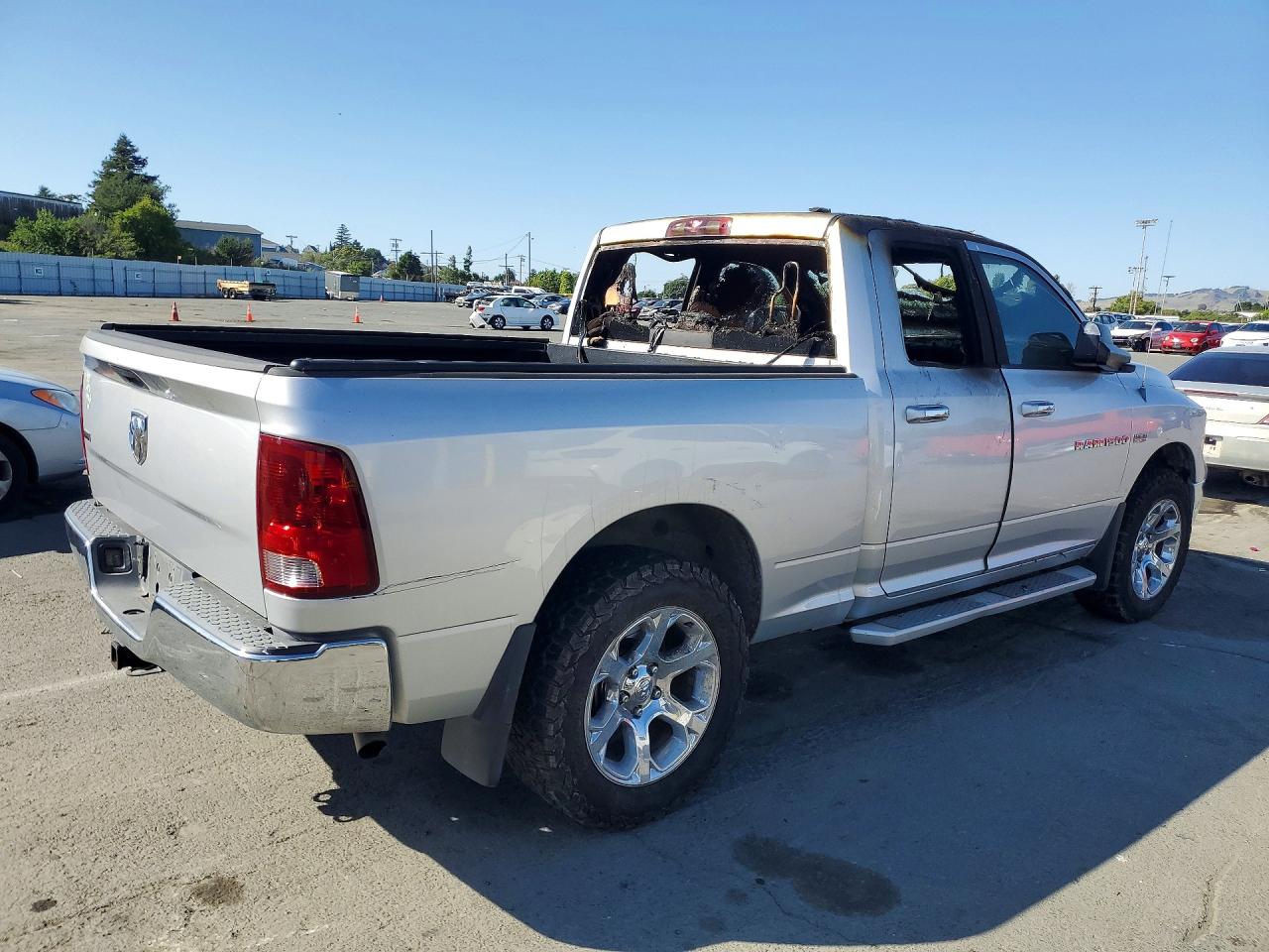 2011 Dodge Ram 1500 Серебряный vin: 1D7RB1GT7BS543687