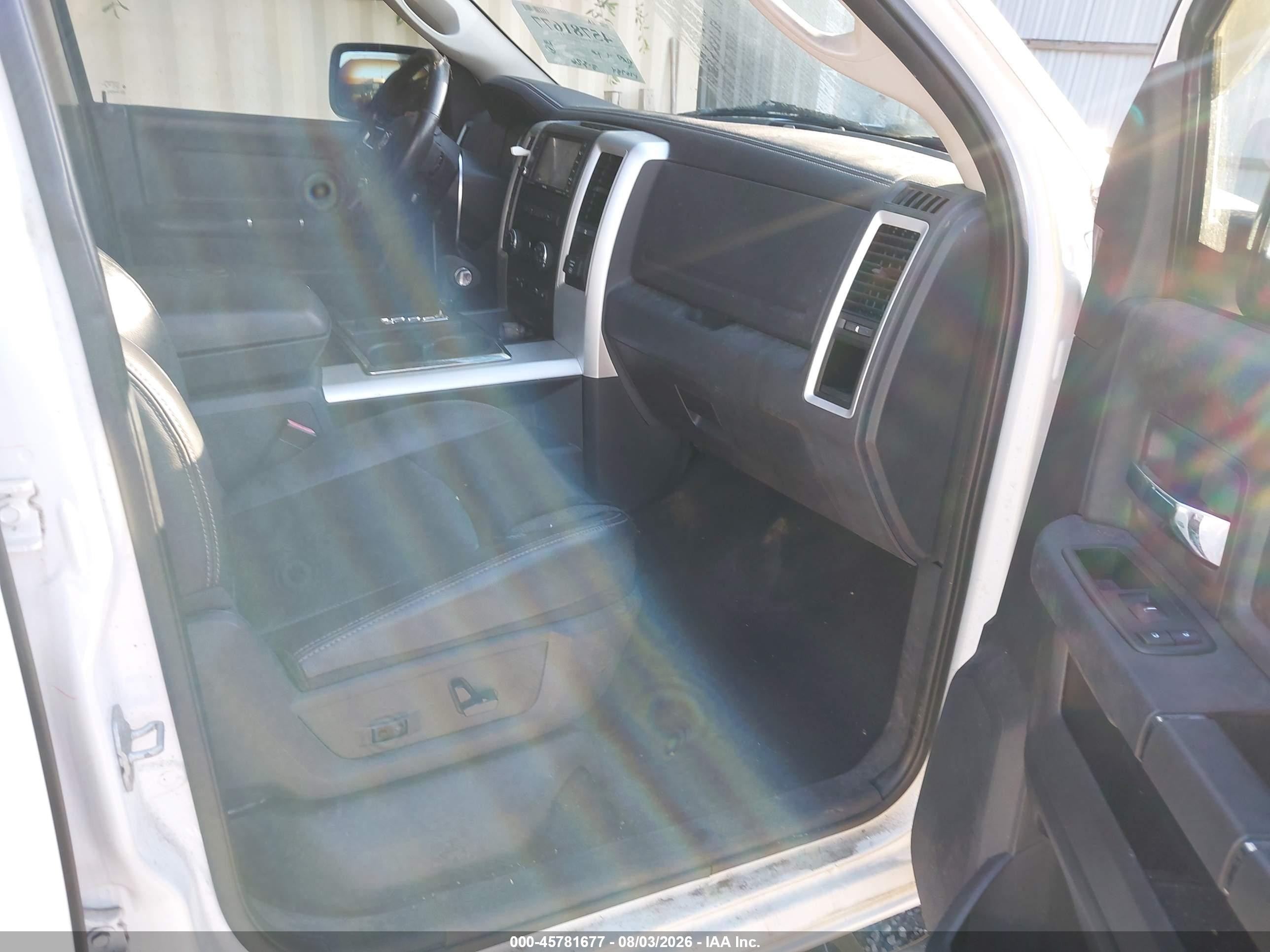 2010 Dodge Ram 1500 Slt/sport/trx White vin: 1D7RB1GT8AS168939