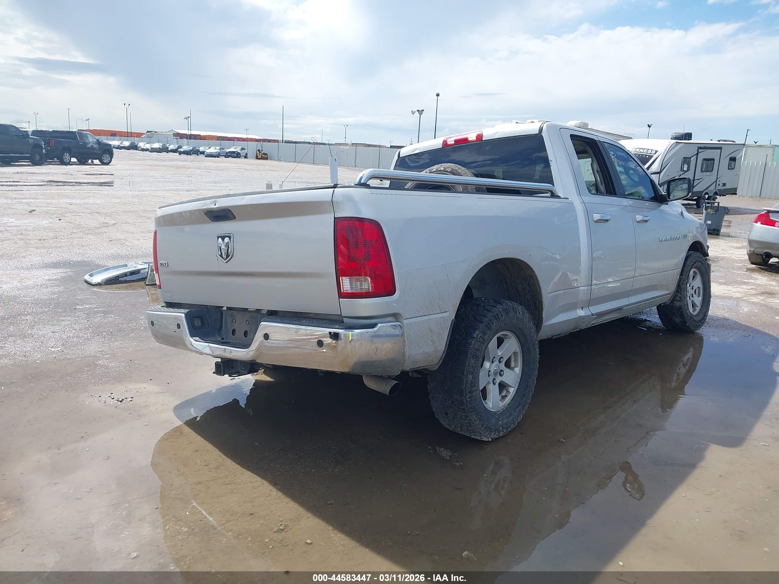 2011 Ram Ram 1500 Slt Серебряный vin: 1D7RB1GT8BS703723