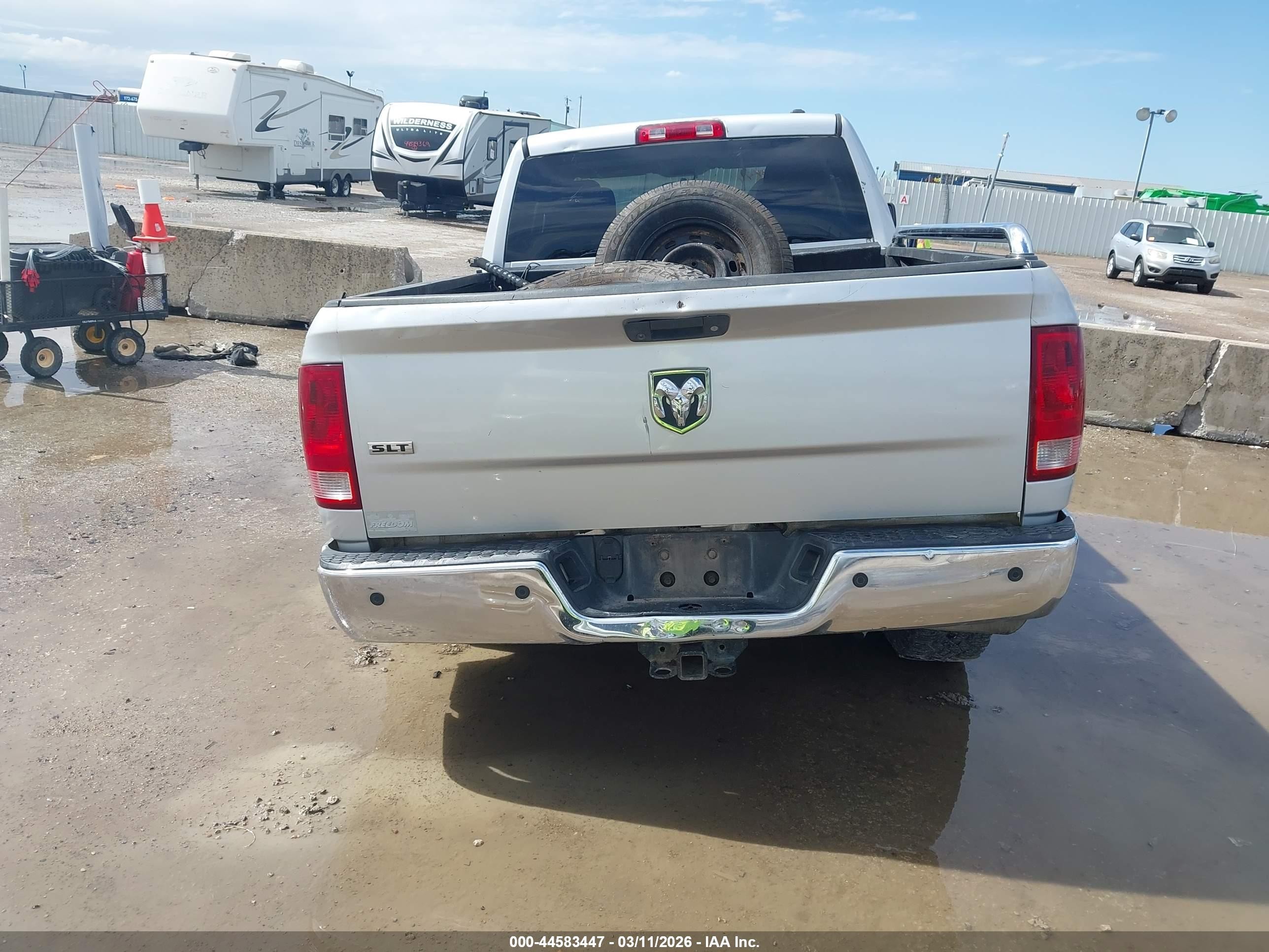 2011 Ram Ram 1500 Slt Серебряный vin: 1D7RB1GT8BS703723