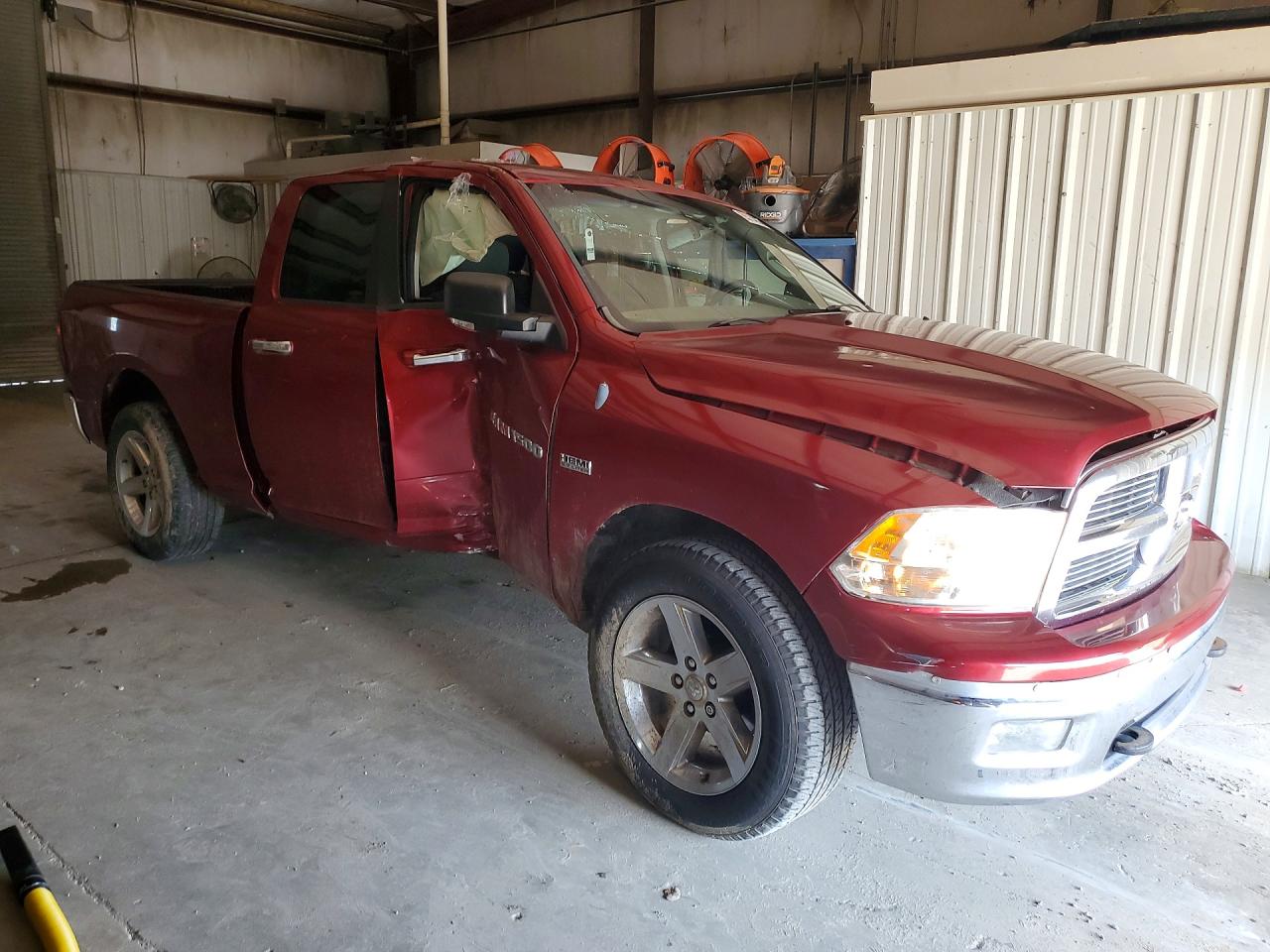 2011 Dodge Ram 1500 Бордовый vin: 1D7RB1GT9BS543738