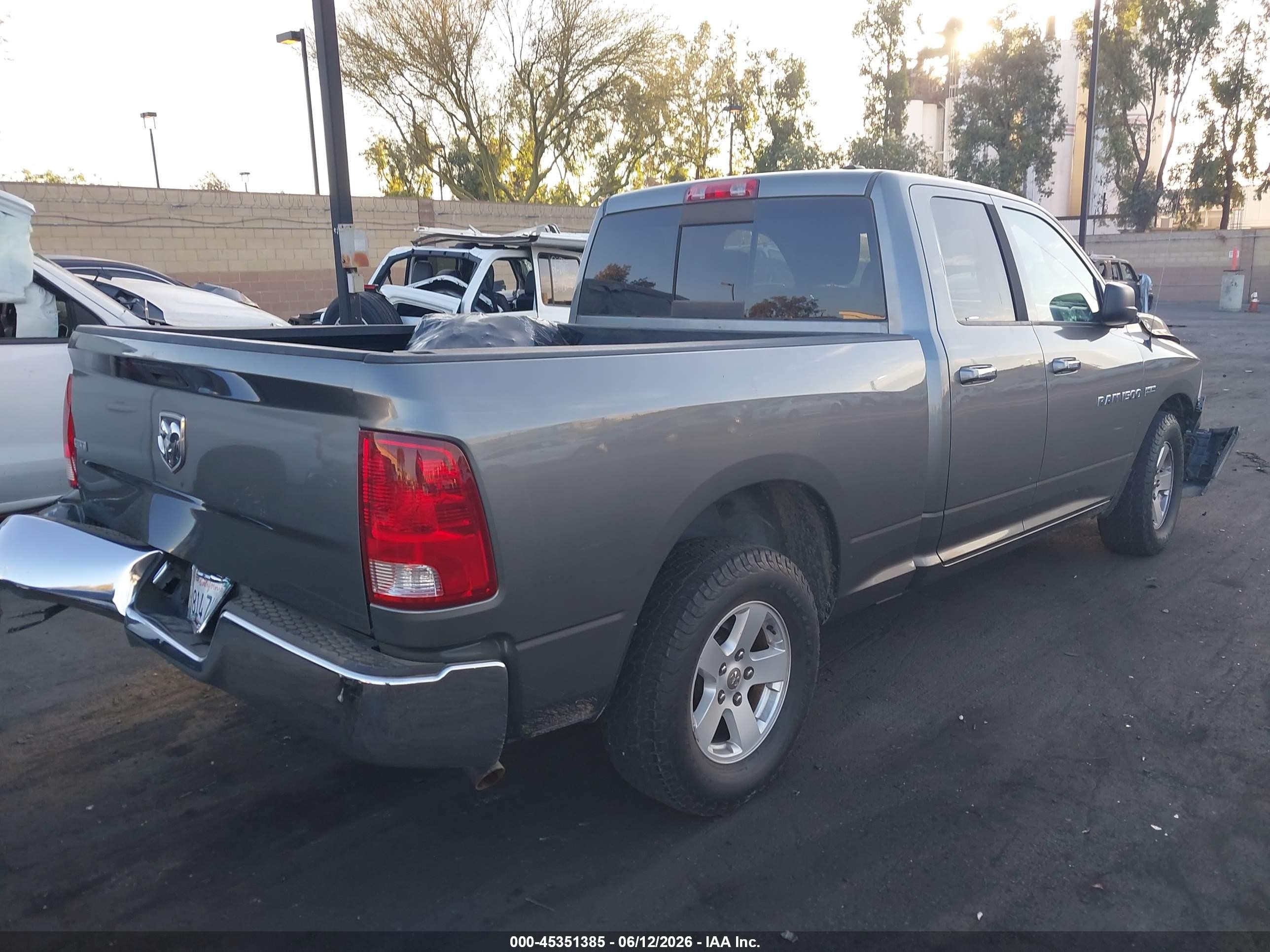 2011 Ram Ram 1500 Slt Gray vin: 1D7RB1GTXBS637045
