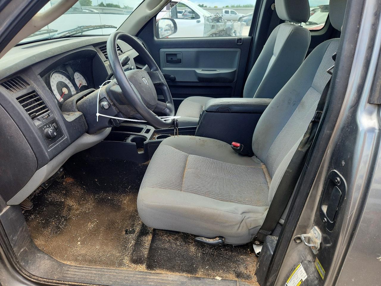 2011 Dodge Dakota St Gray vin: 1D7RE2BK0BS623263