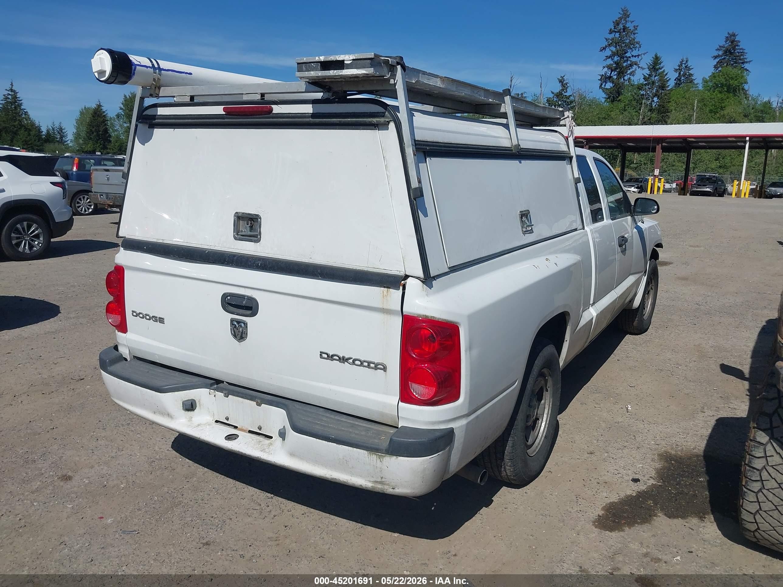 2011 Ram Dakota St White vin: 1D7RE2BK0BS666887