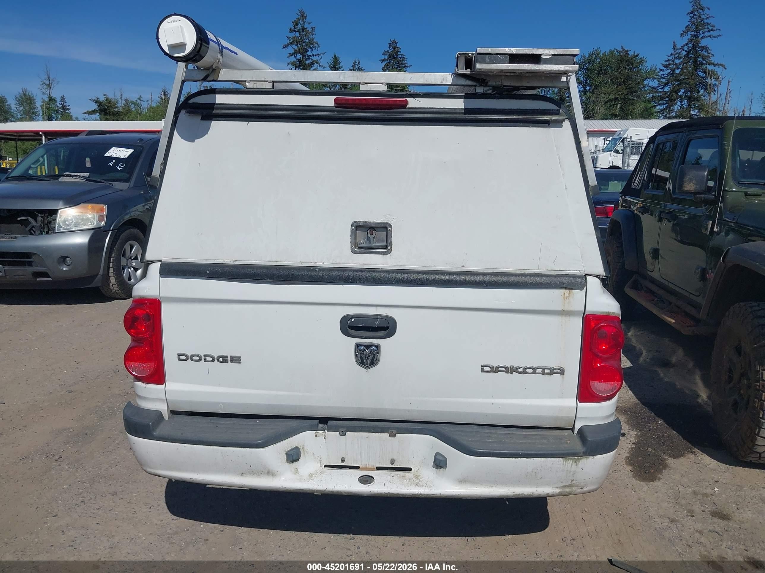 2011 Ram Dakota St White vin: 1D7RE2BK0BS666887