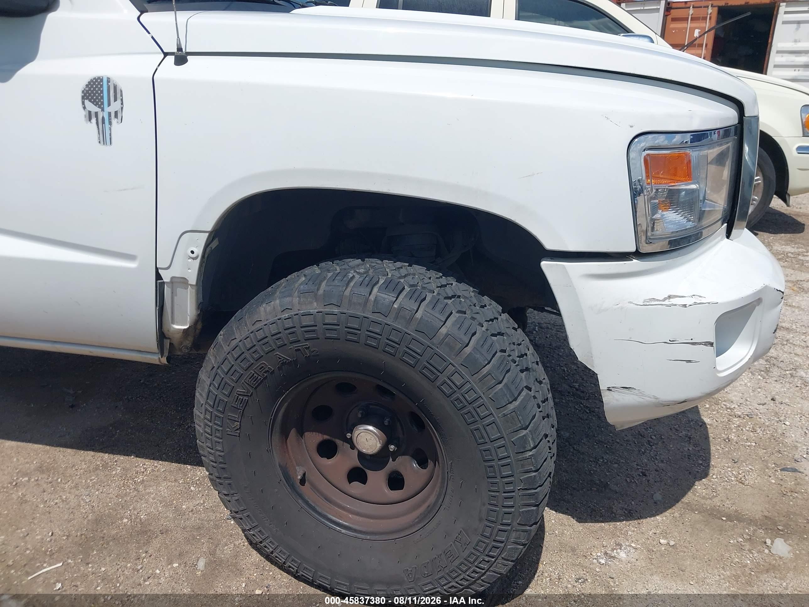 2011 Ram Dakota St White vin: 1D7RE2BKXBS586545