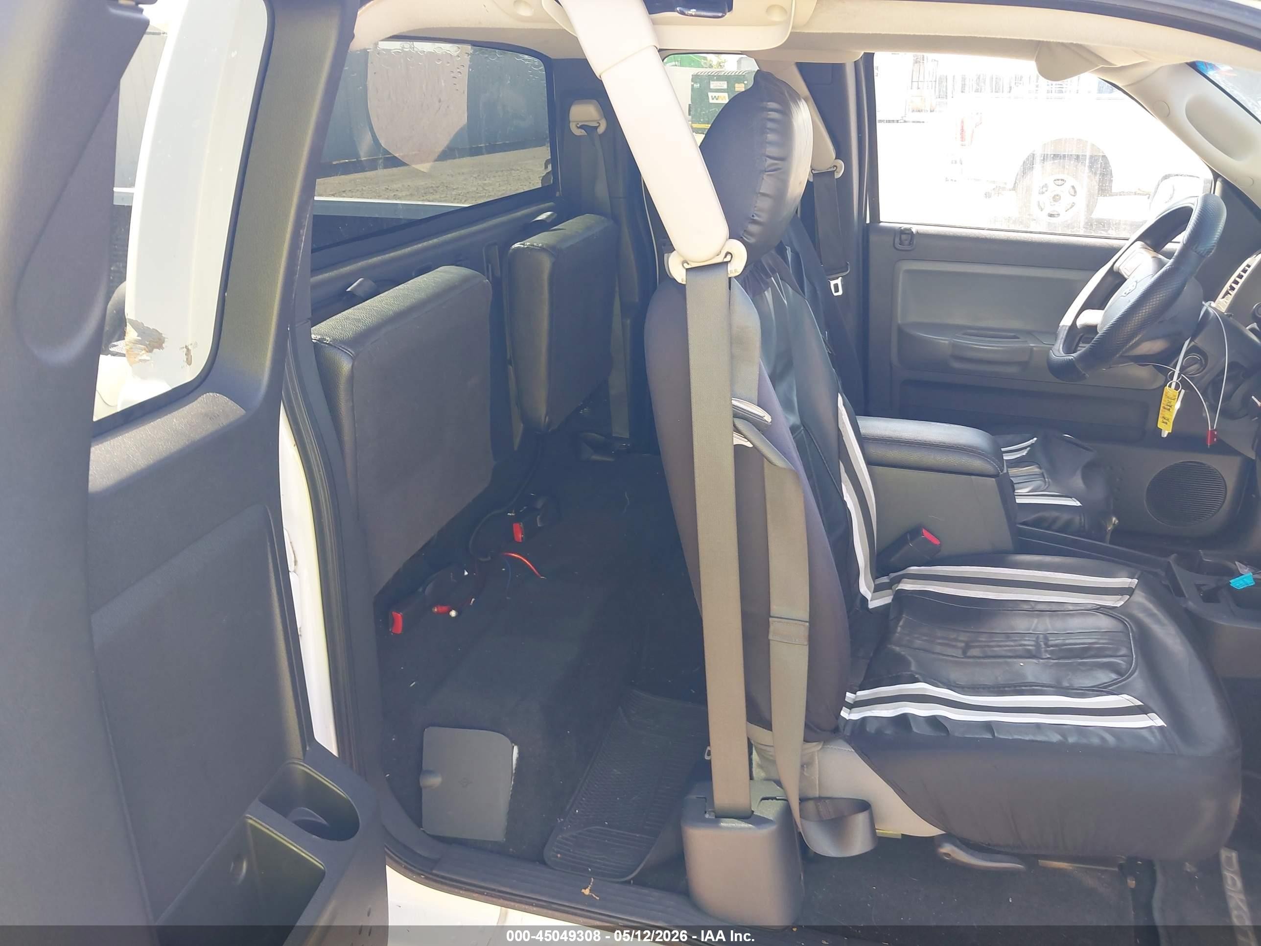 2011 Ram Dakota Bighorn/lonestar Белый vin: 1D7RE3BK2BS673670