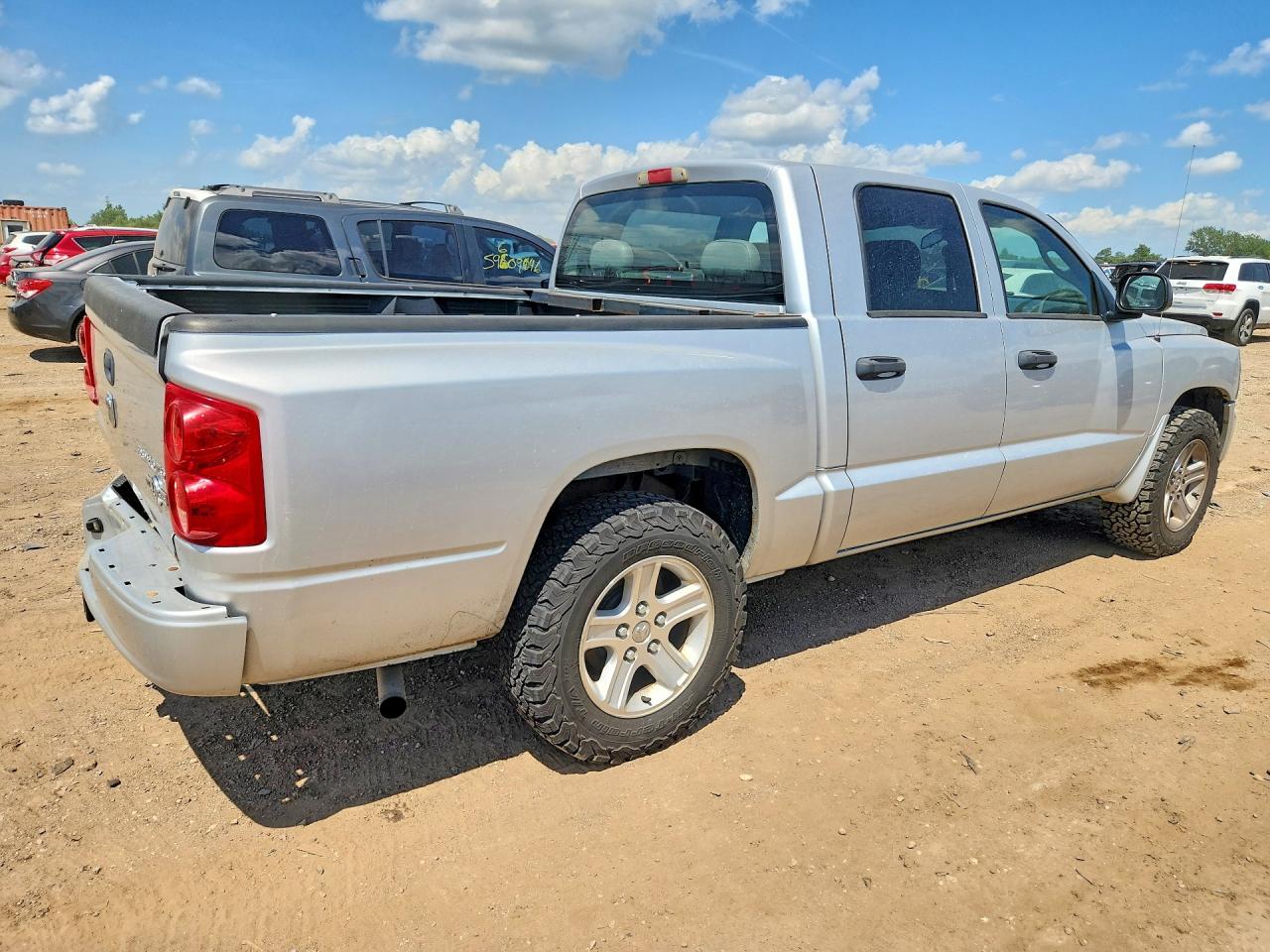 2010 Dodge Dakota Sxt Silver vin: 1D7RE3GK4AS223526