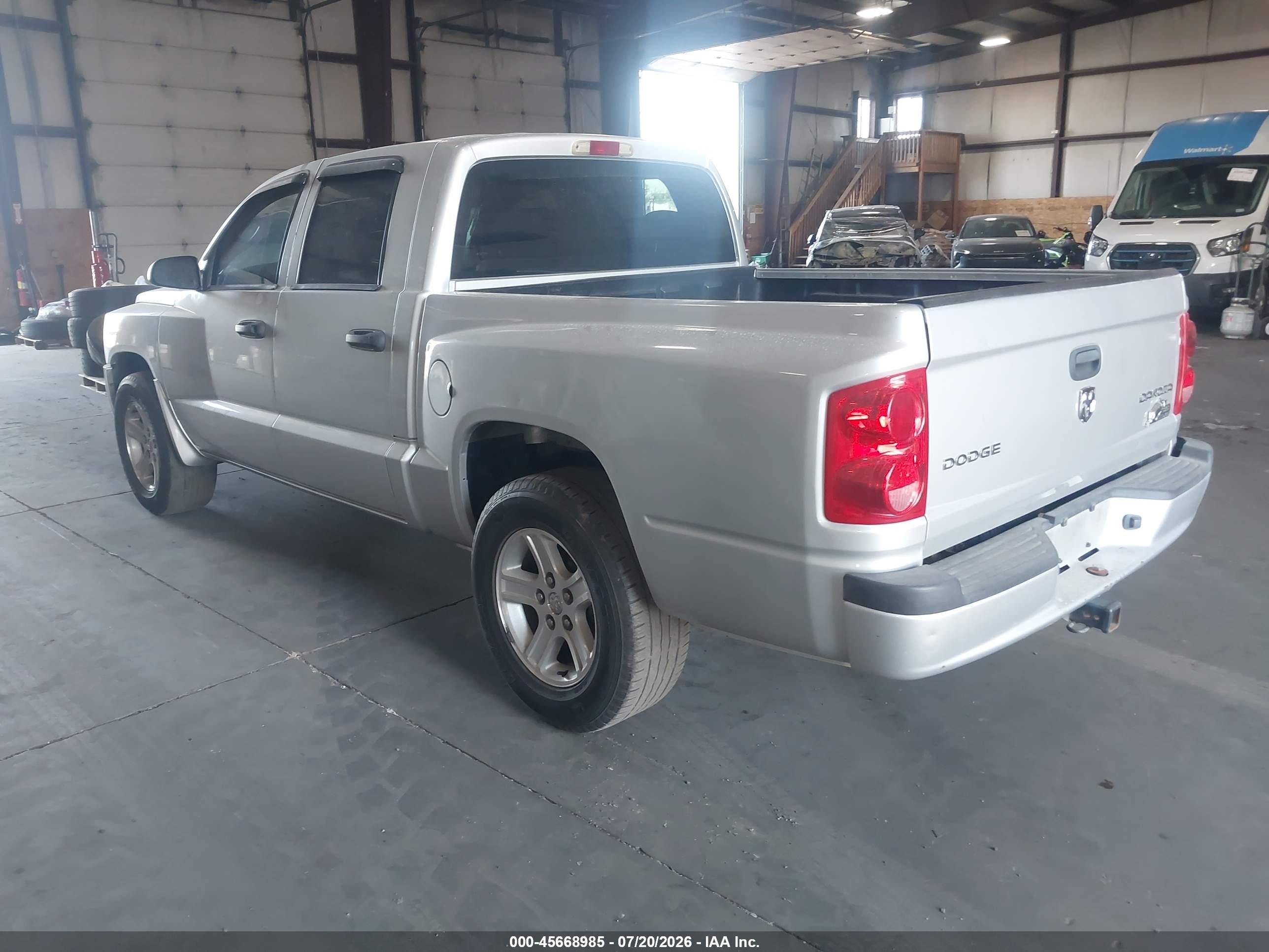 2011 Ram Dakota Bighorn/lonestar Серебряный vin: 1D7RE3GK4BS511662