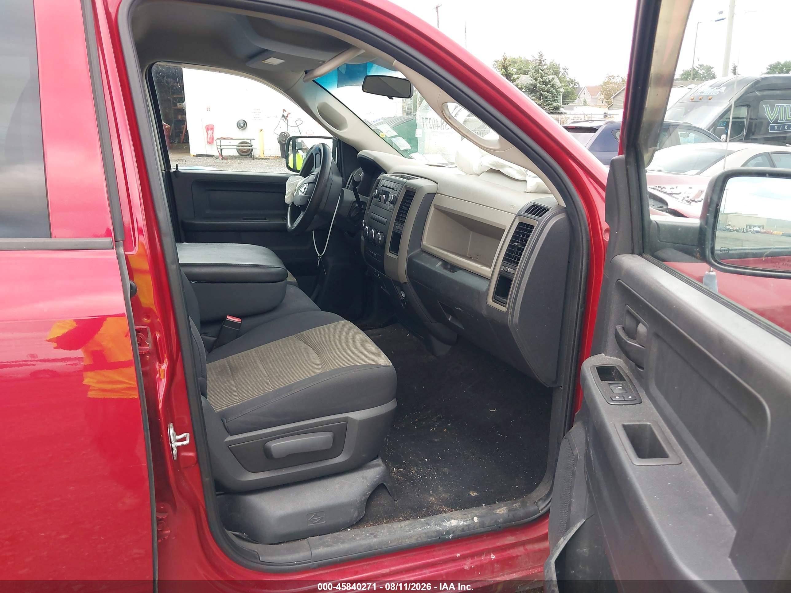 2010 Dodge Ram 1500 St Red vin: 1D7RV1CP4AS154391