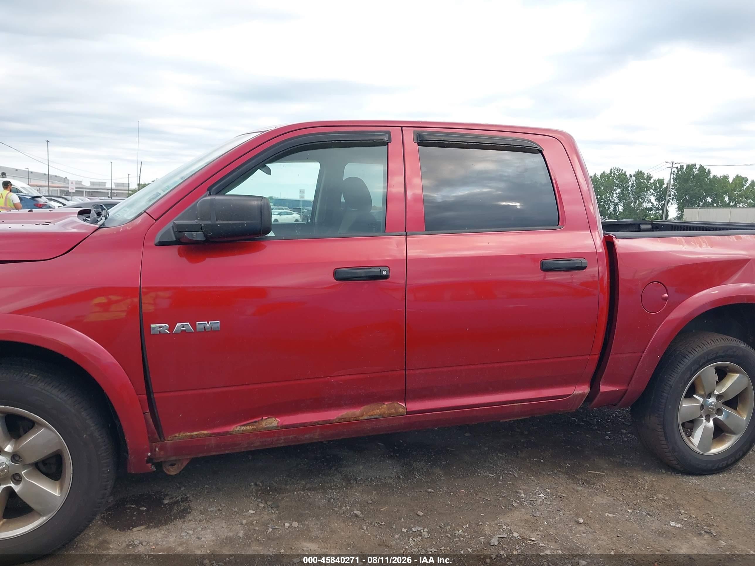 2010 Dodge Ram 1500 St Red vin: 1D7RV1CP4AS154391