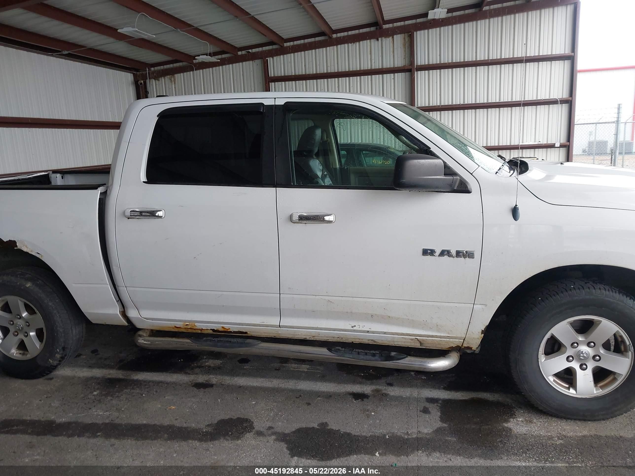 2010 Dodge Ram 1500 Slt/sport/trx Белый vin: 1D7RV1CP8AS239072