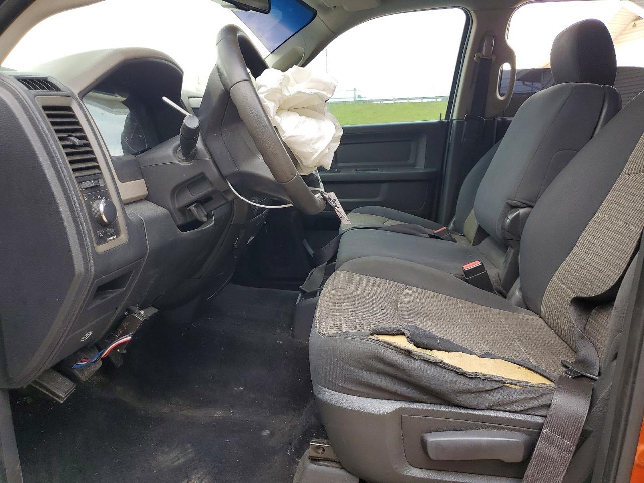 2010 Dodge Ram 1500 Orange vin: 1D7RV1CT0AS122549