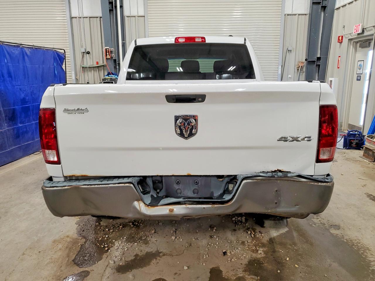 2010 Dodge Ram 1500 White vin: 1D7RV1CT0AS161447