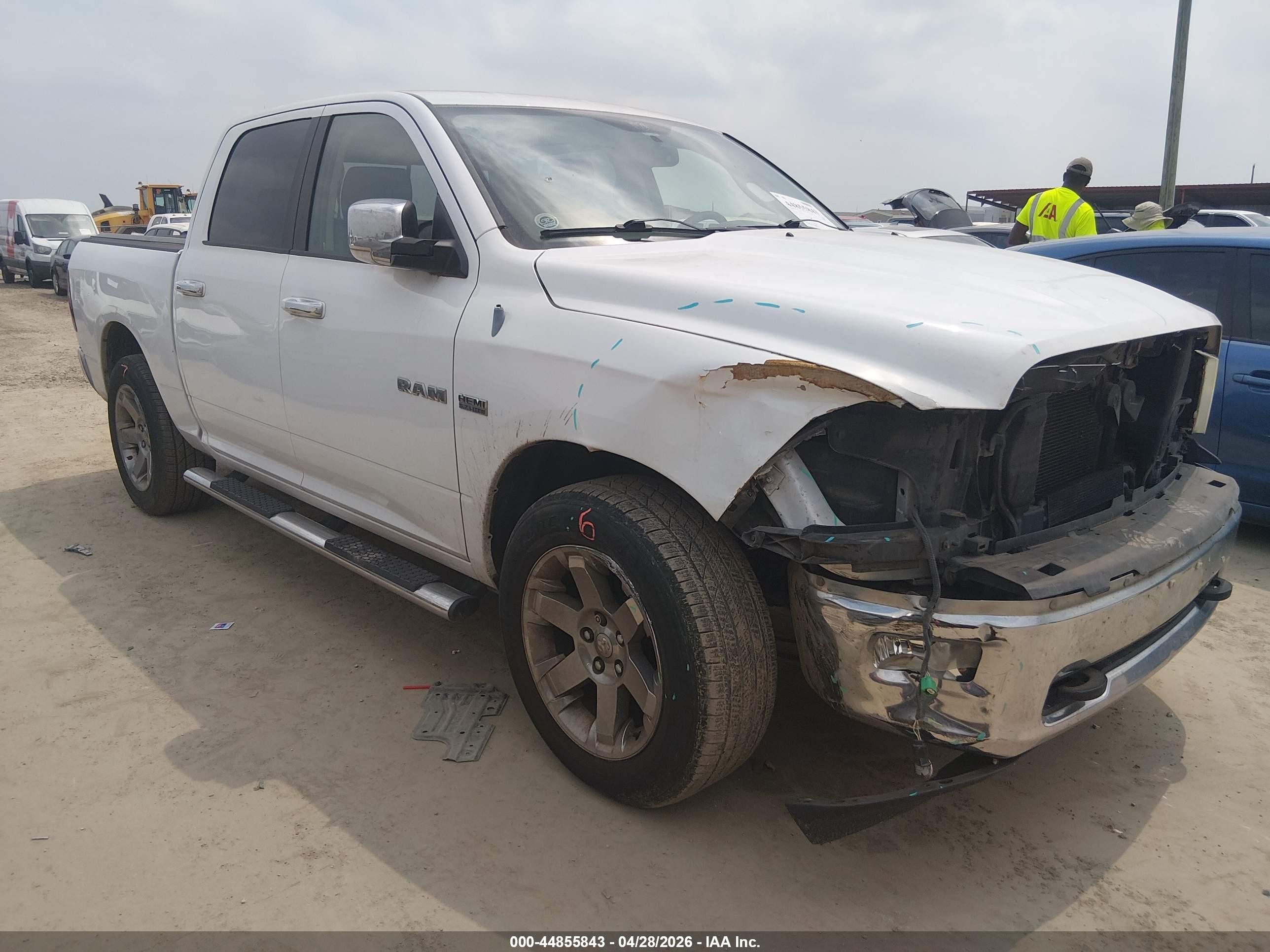2010 Dodge Ram 1500 Laramie Белый vin: 1D7RV1CT0AS212610
