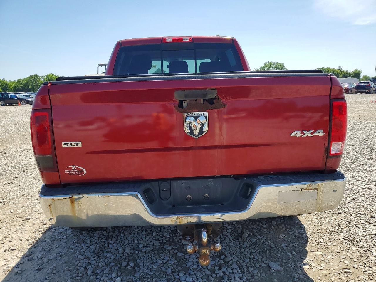 2010 Dodge Ram 1500 Red vin: 1D7RV1CT0AS239029