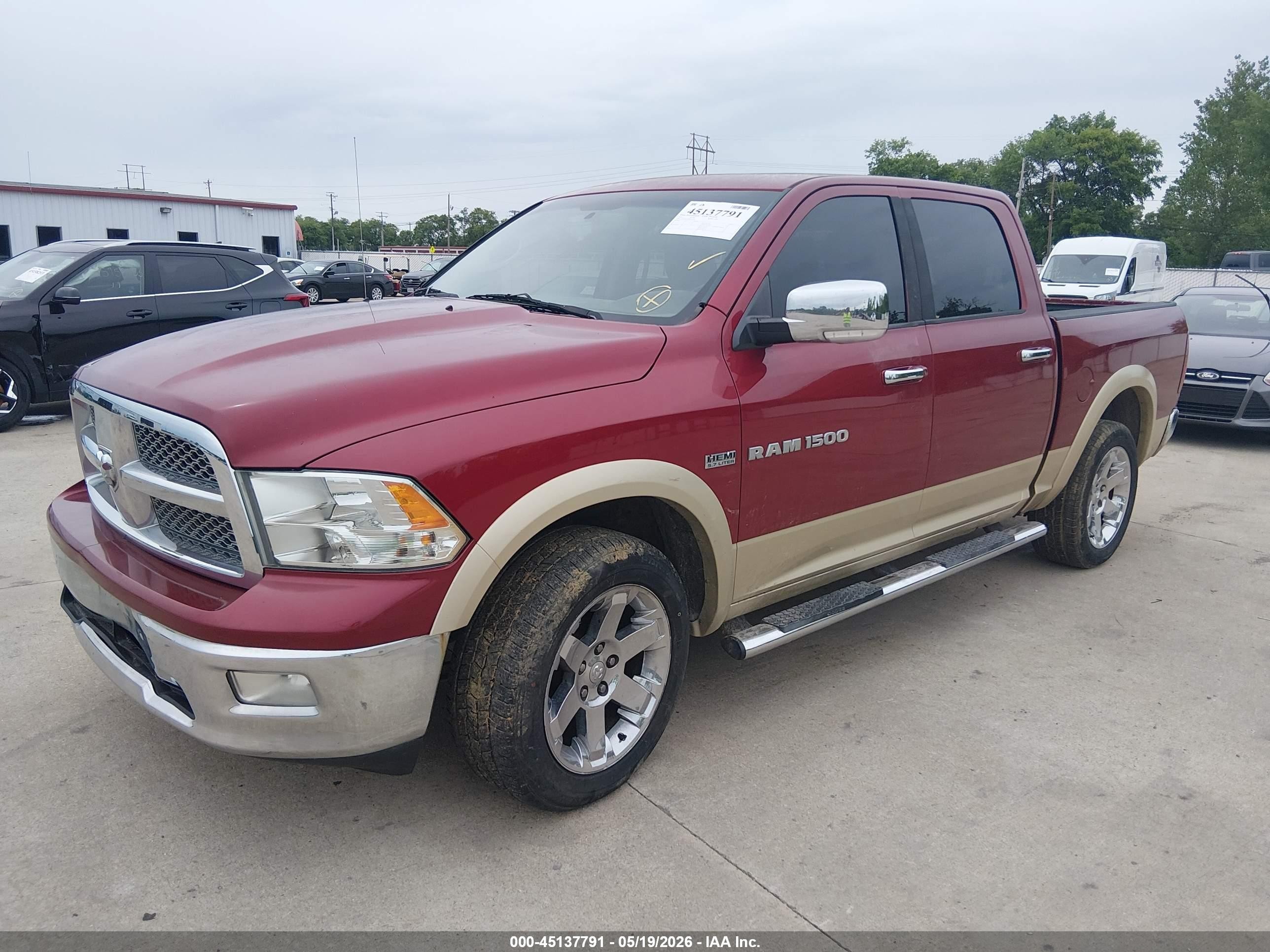 2011 Ram Ram 1500 Laramie Red vin: 1D7RV1CT0BS545410
