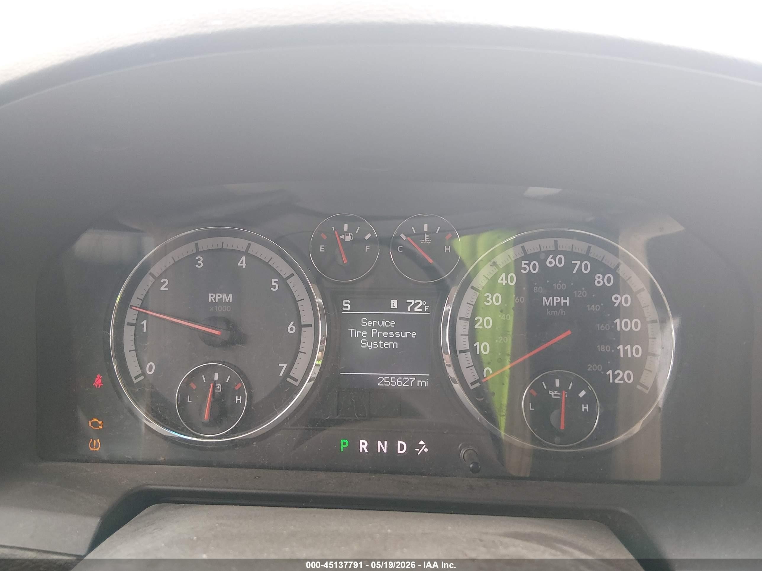 2011 Ram Ram 1500 Laramie Red vin: 1D7RV1CT0BS545410