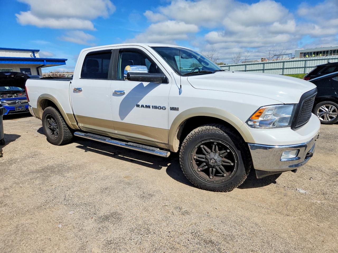 2011 Dodge Ram 1500 White vin: 1D7RV1CT0BS584501