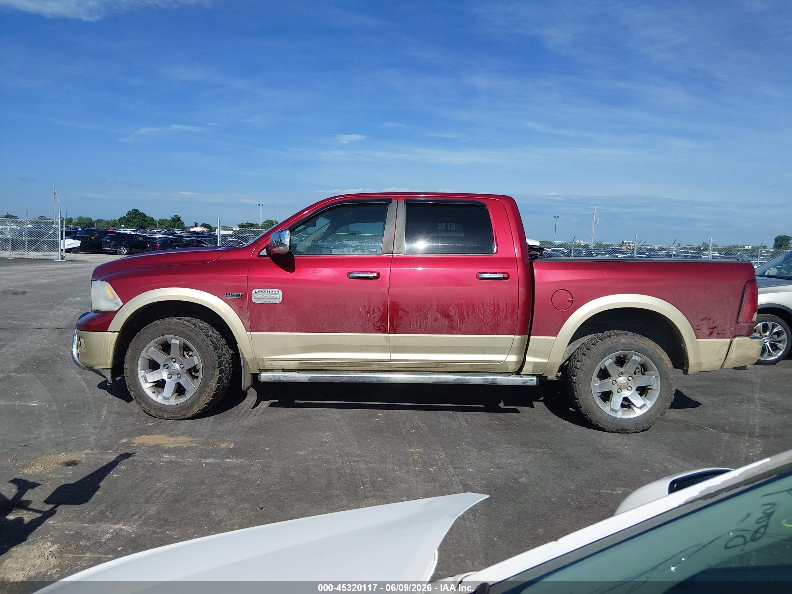 2011 Ram Ram 1500 Laramie Longhorn Red vin: 1D7RV1CT0BS603127