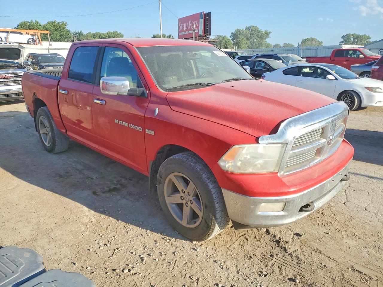 2011 Dodge Ram 1500 Red vin: 1D7RV1CT0BS668012