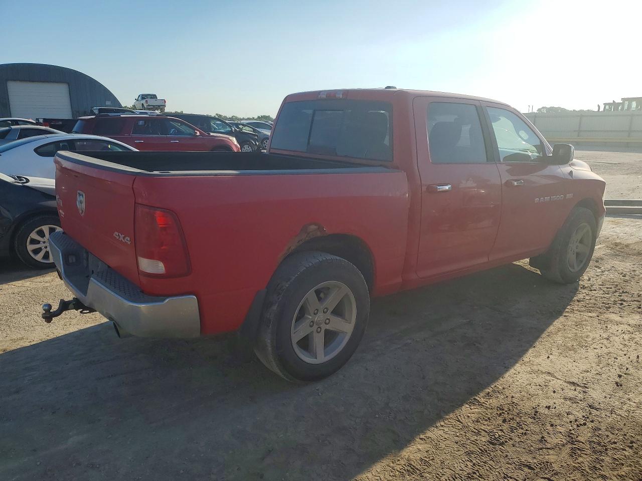 2011 Dodge Ram 1500 Red vin: 1D7RV1CT0BS668012